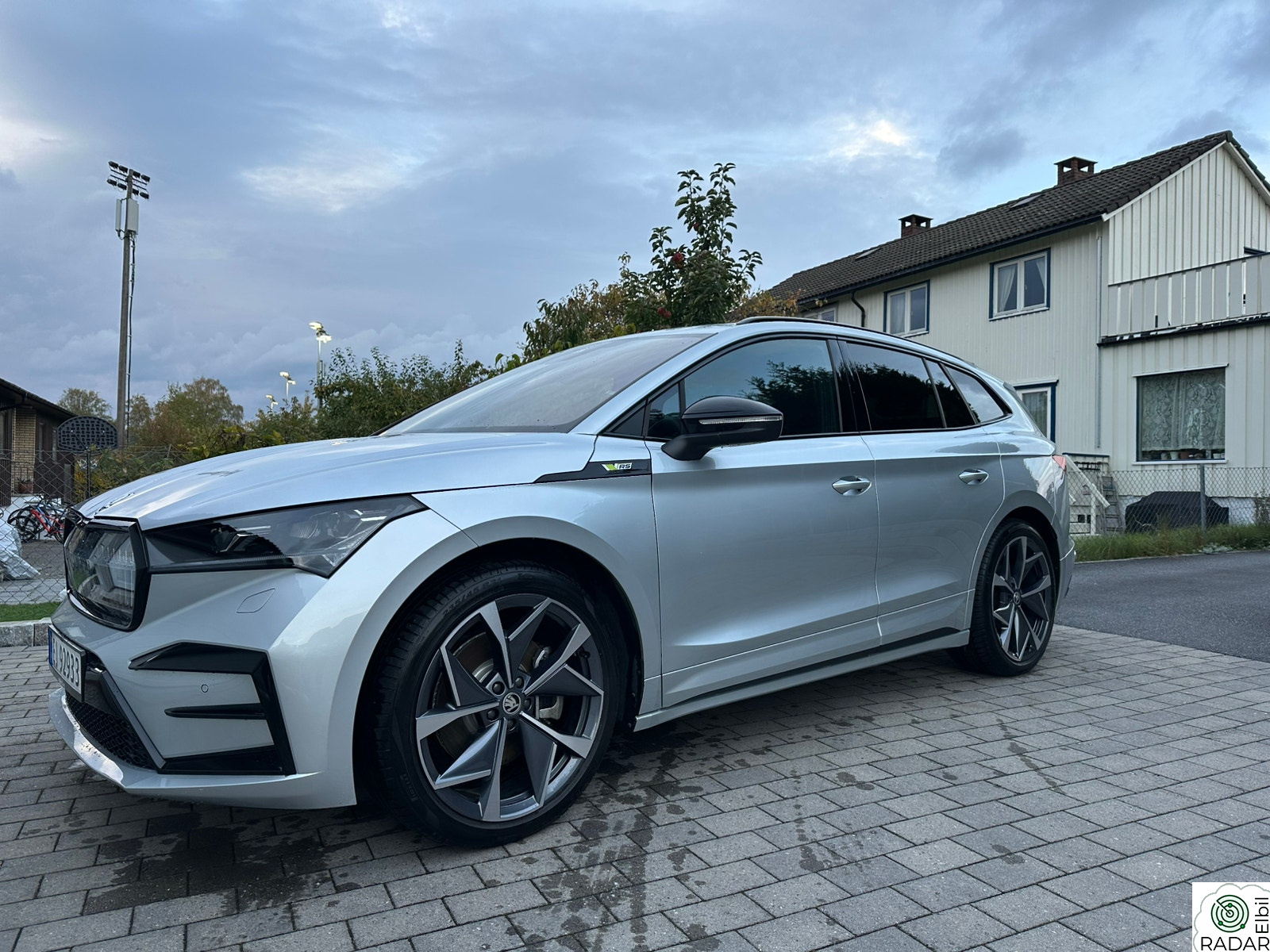 SKODA ENYAQ RS RS
