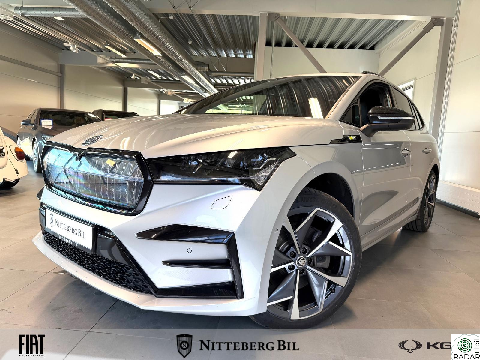 SKODA ENYAQ RS 520 km WLTP- 4*4-Hengerfeste- Garanti 150.000km -Soltak
