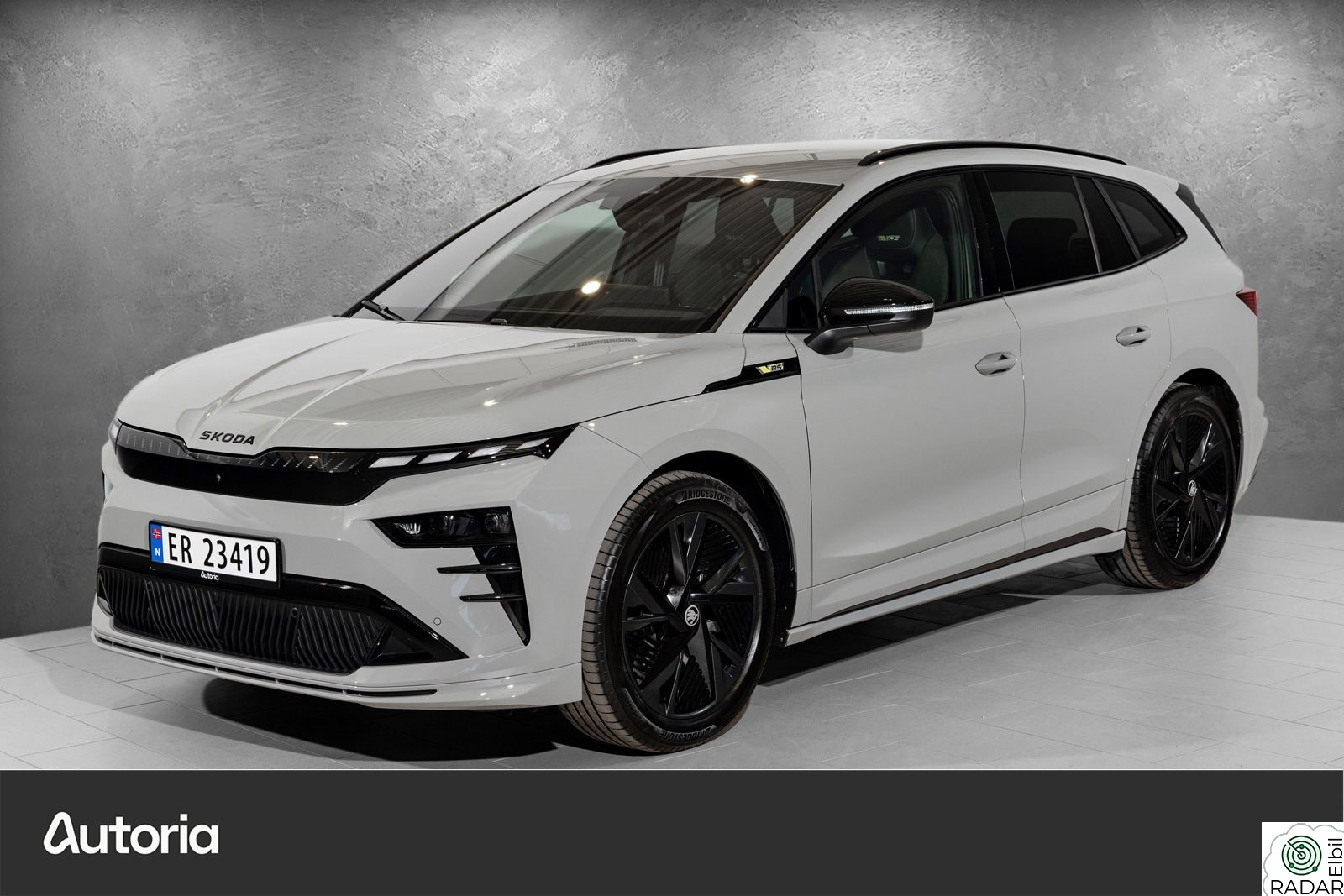 SKODA ENYAQ RS RS 4x4 Matrix | HUD | Canton | Hengerf +++