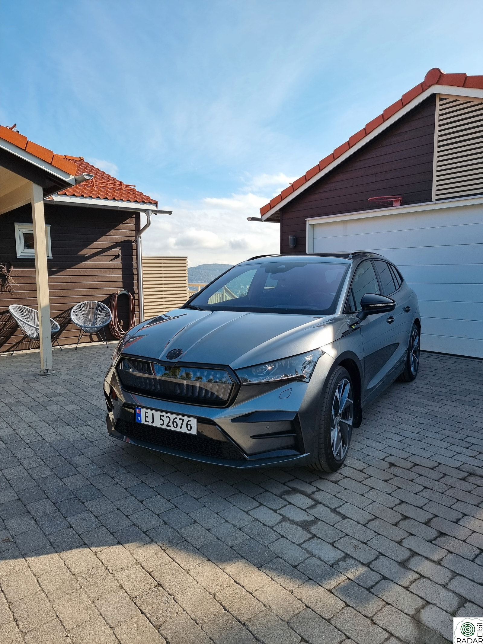 SKODA ENYAQ RS 85X HEADUP|ACC|MATRIX|RS SUITE|CANTON|21"|H.FESTE|340HK