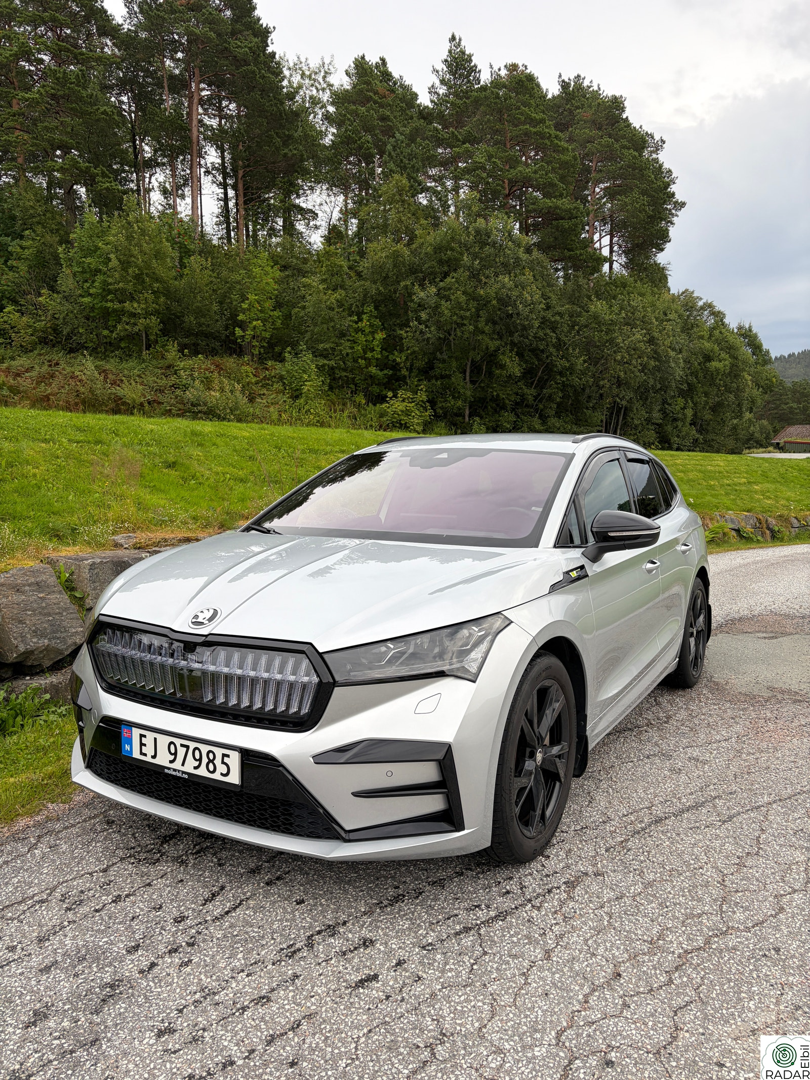 SKODA ENYAQ RS RS 85x