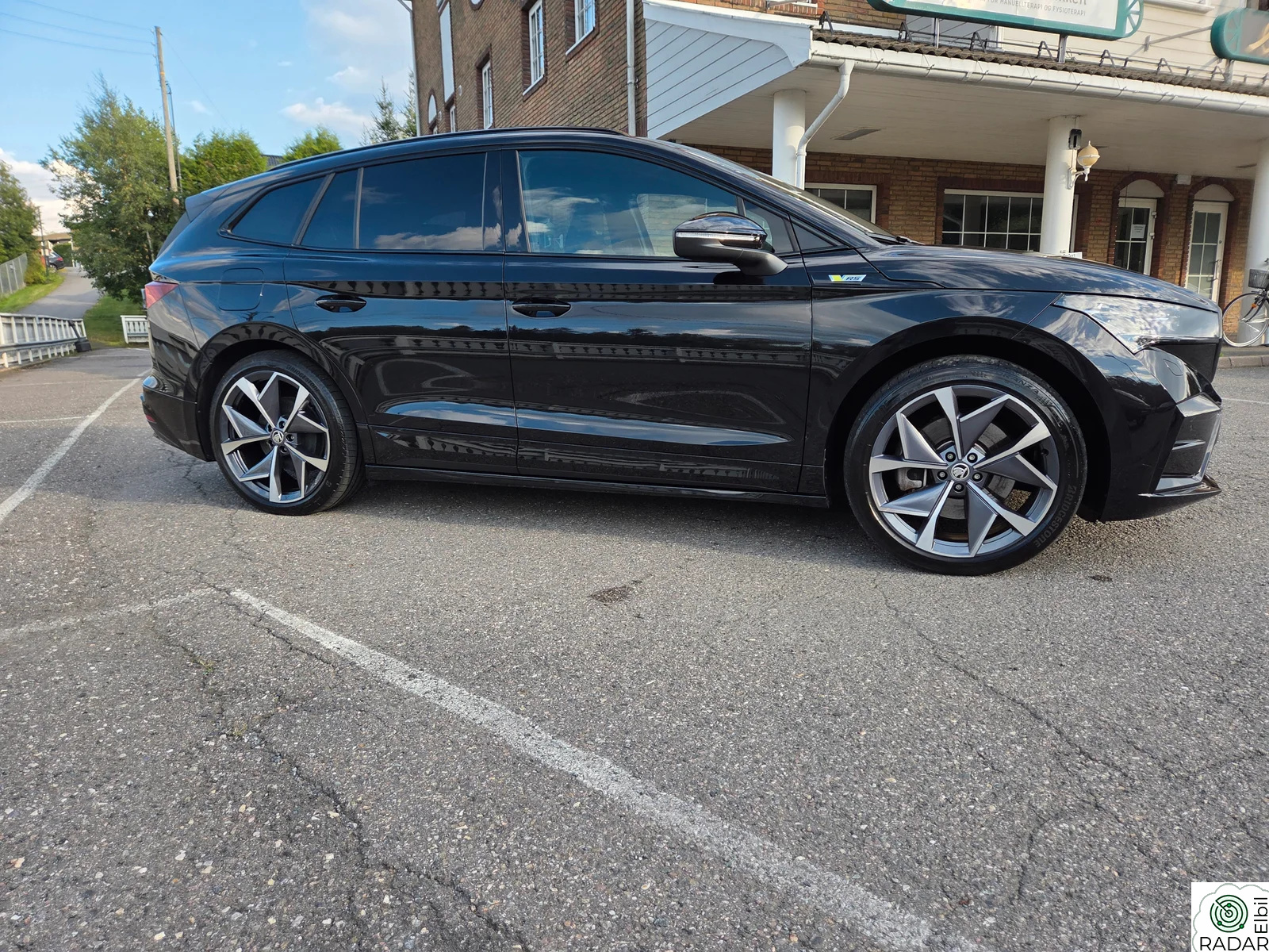 SKODA ENYAQ RS