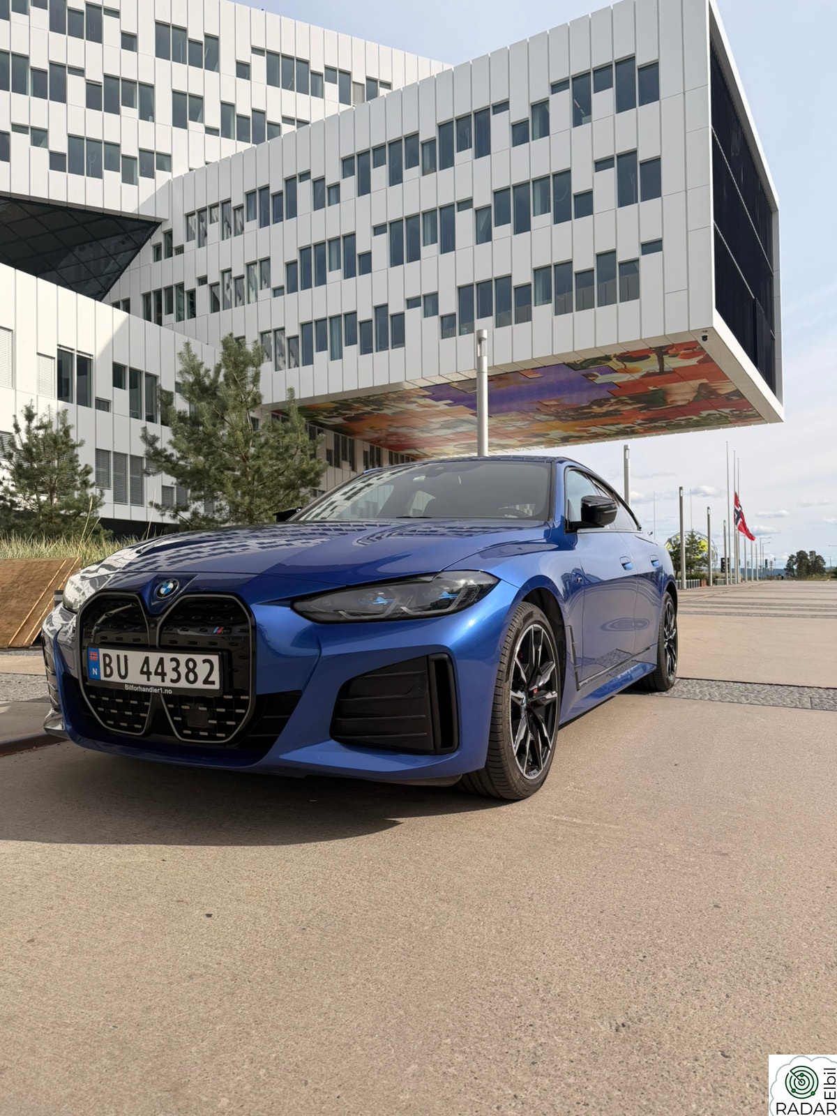 BMW i4 M50 Fully Charged Skinn/Harman Kardon/Krok/BSI/HUD