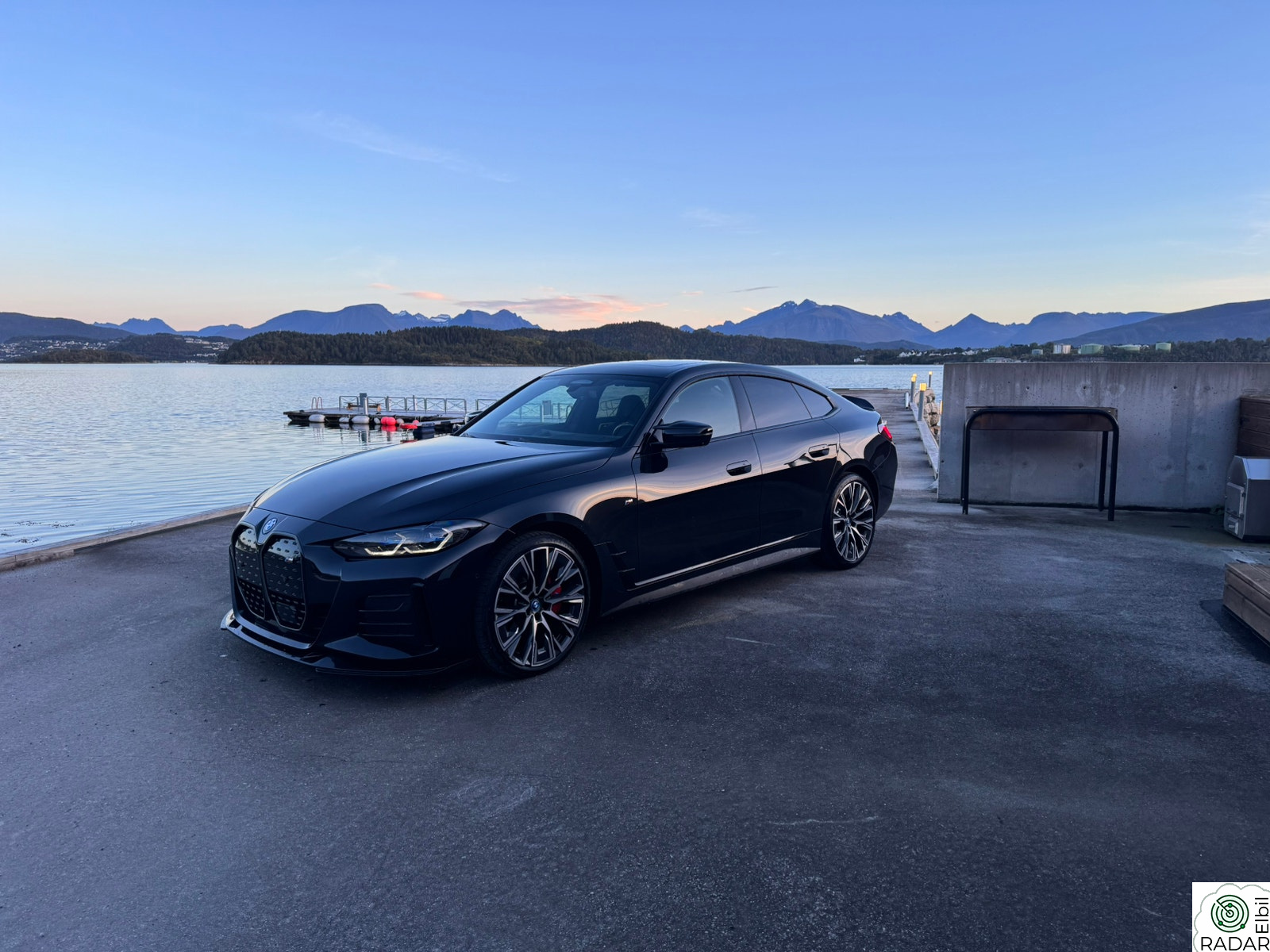 BMW i4 M50 Supercharged, STYLING, BSI, Msport