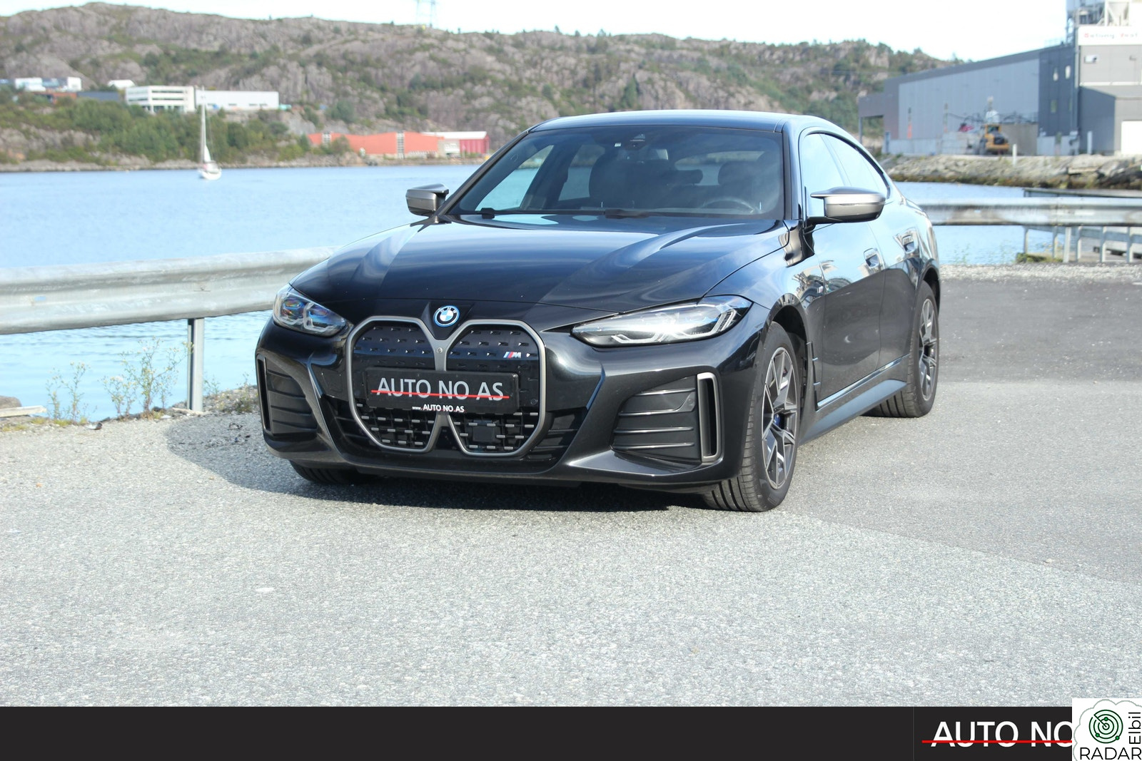 BMW i4 M50 M50 M-Aerodynamikk/Rattvarme/Head Up/Keyless