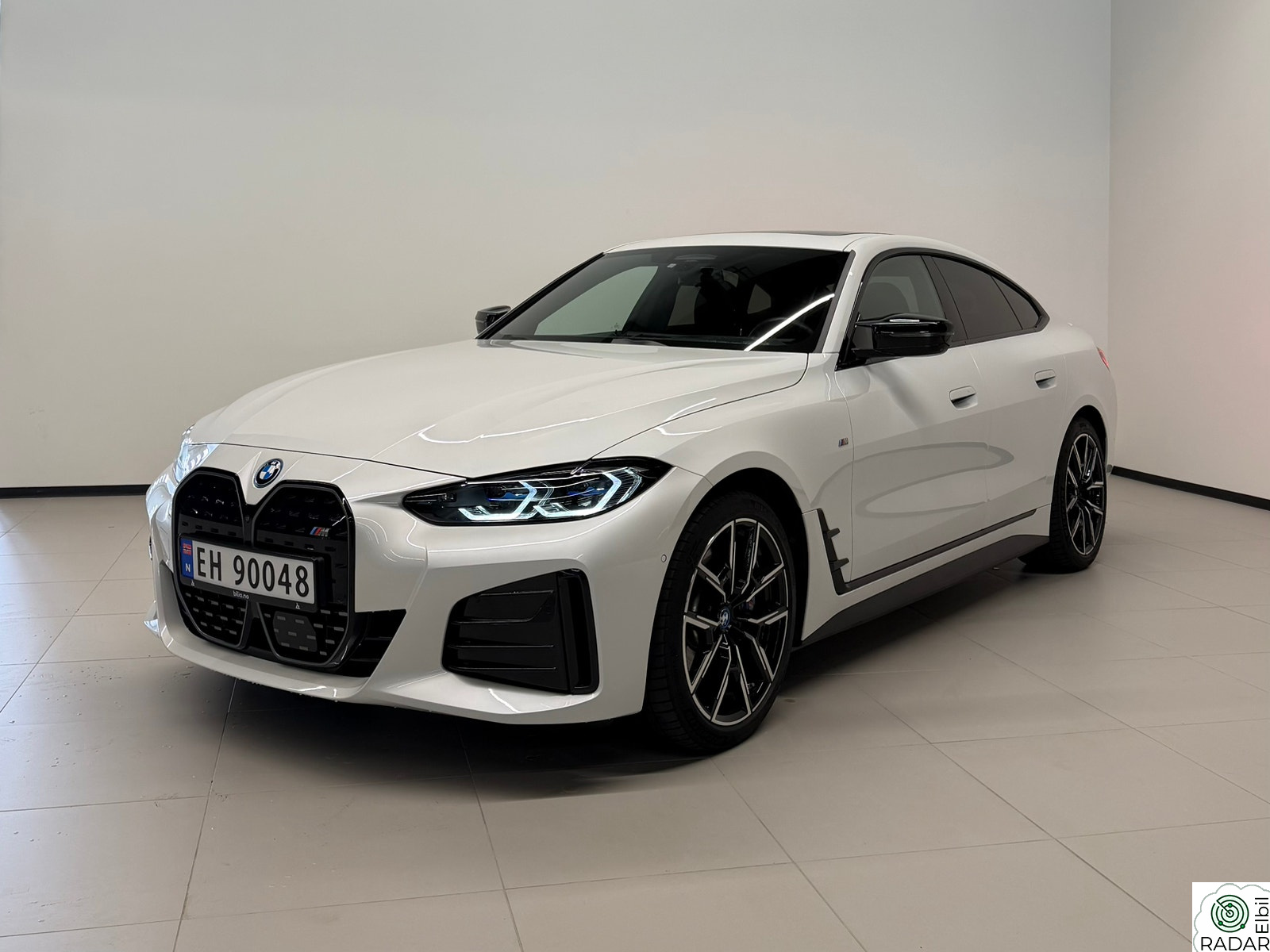 BMW i4 M50 Supercharged, BSI, Keramisk, Lav Km!