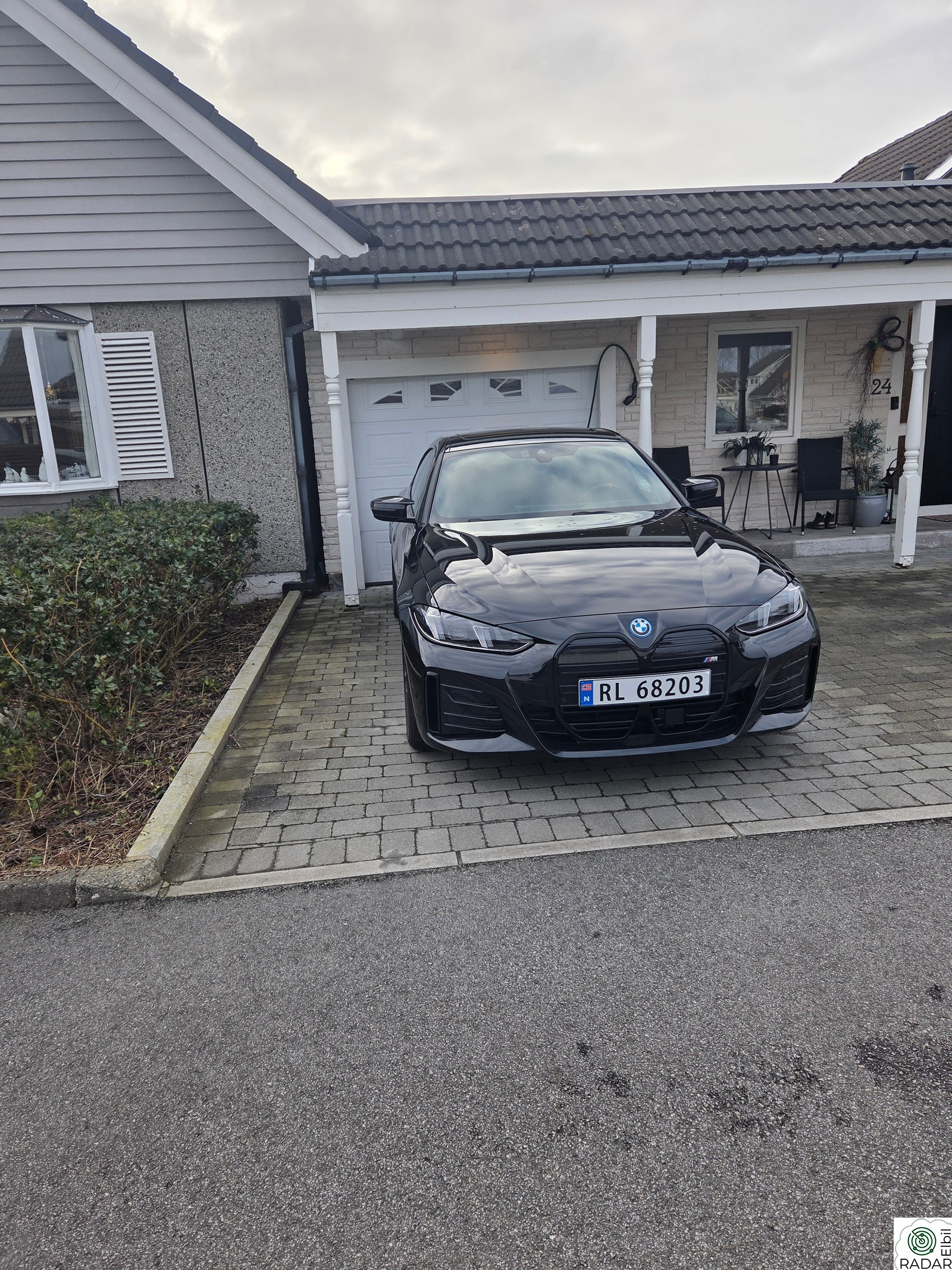 BMW i4 M50 xDrive Fully Charged