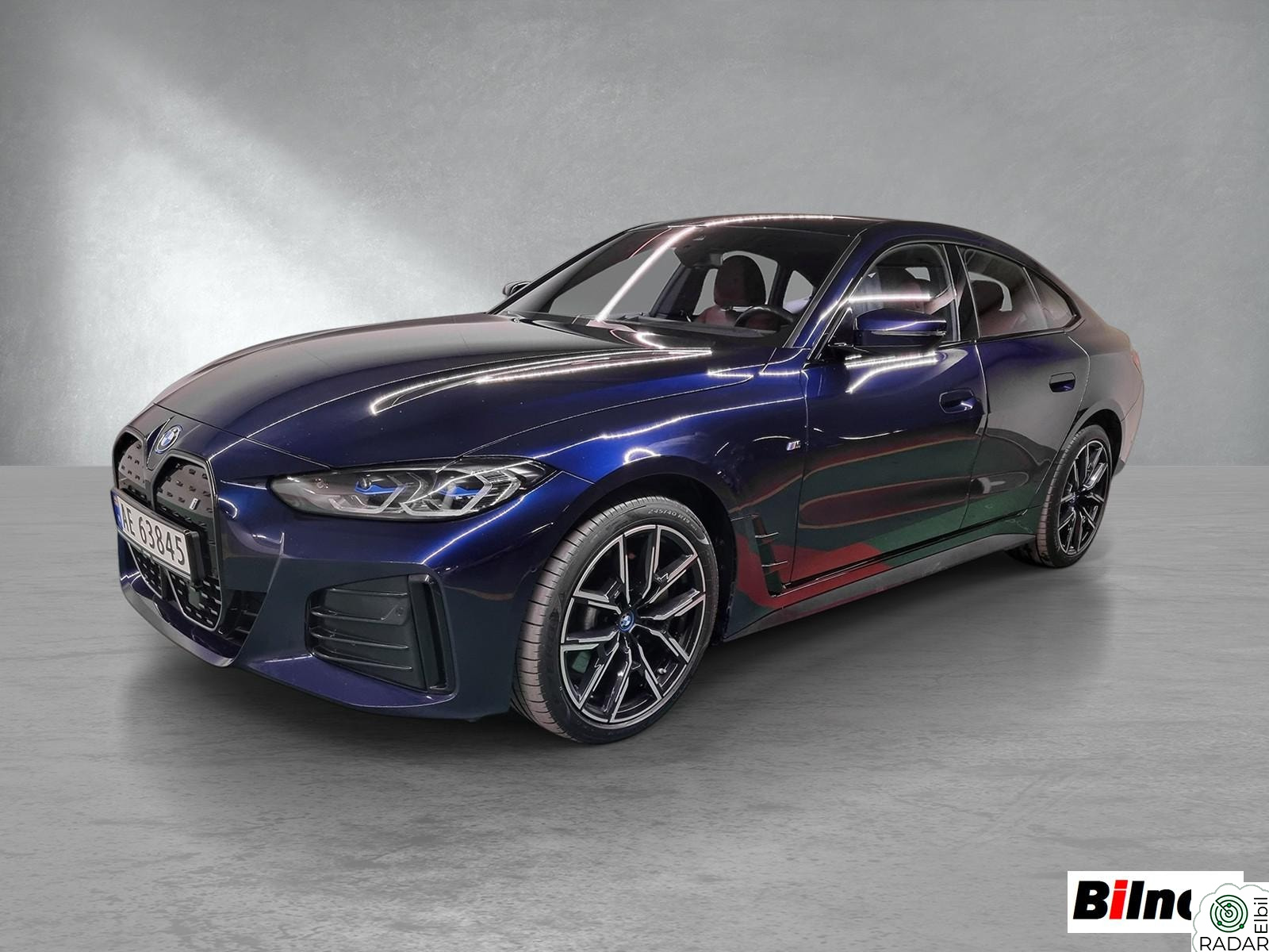 BMW i4 eDrive40 eDrive 40 // M-Sport / 571 km WLTP / Laserlys / Skinn