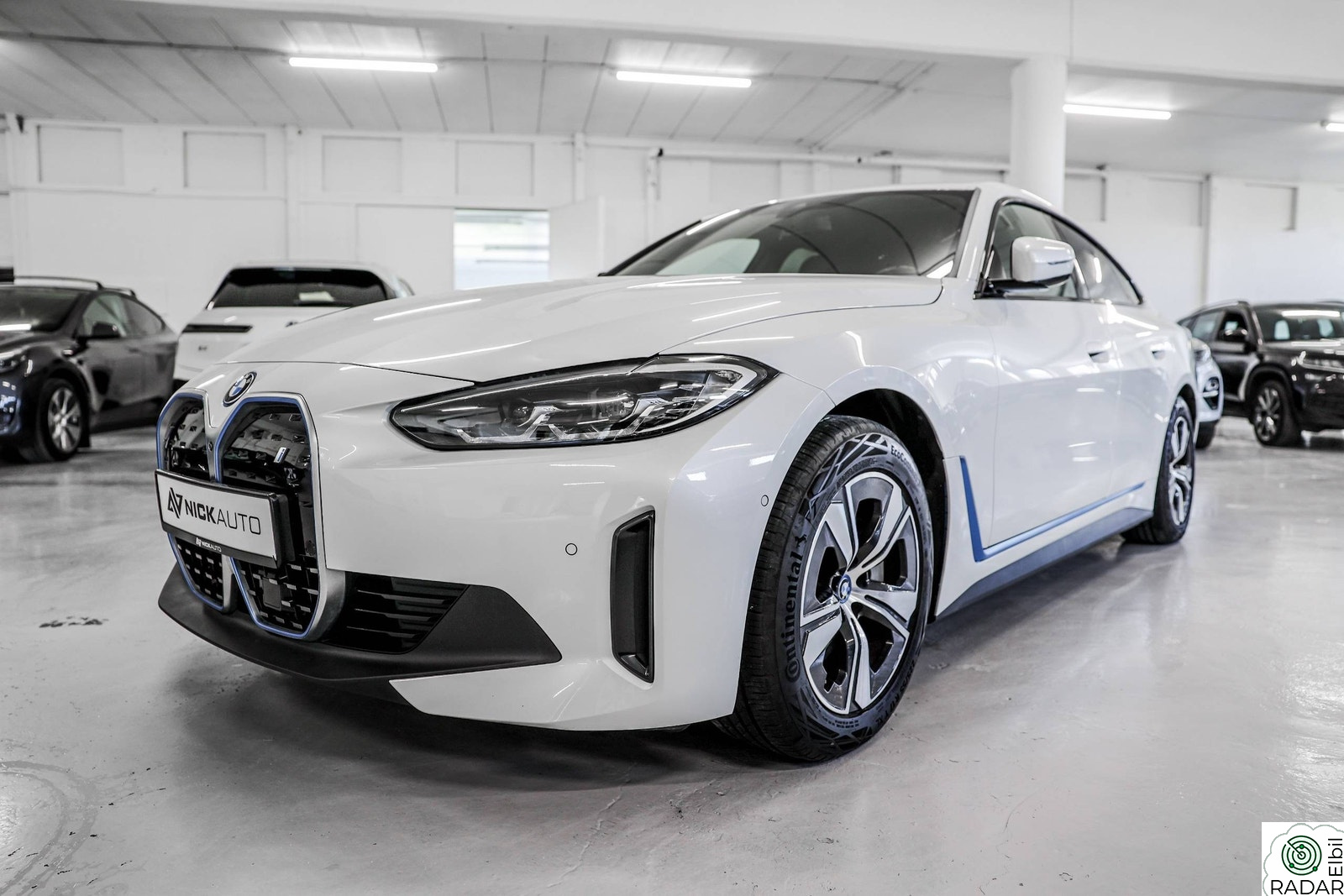 BMW i4 eDrive40 KUPP NORSK 1 EIER SOLTAK H&K ACC 360+++ VI TAR INNBYTTE