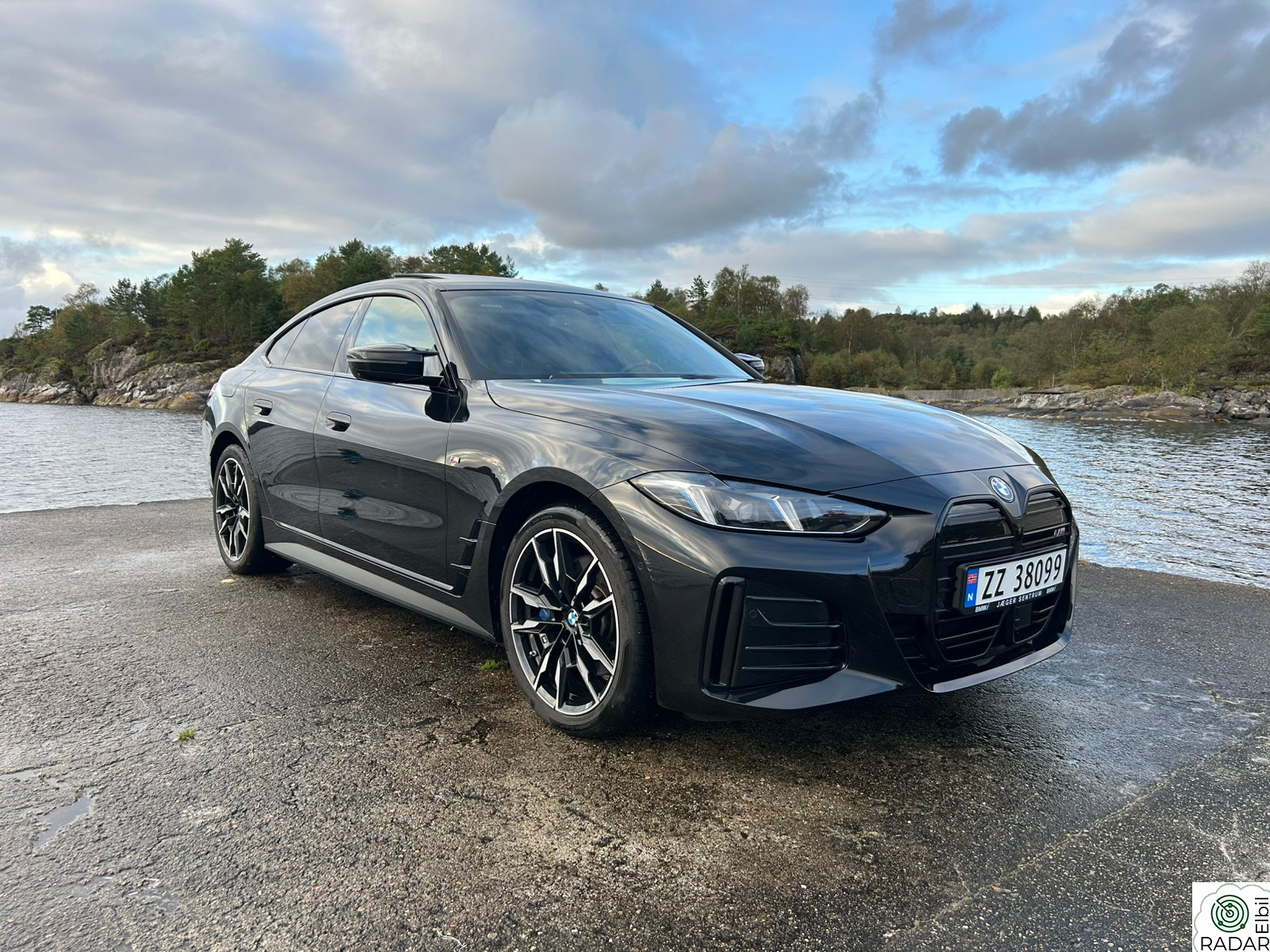 BMW i4 M60 xDrive Fully Charged Premium Edition (K) i4 M60 krok/soltak/HK