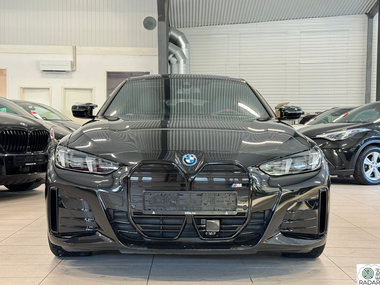 BMW i4 M60 xDrive M60 Fully Charged, ACC,SKINN,SOLTAK.H/K,LED,19"+++