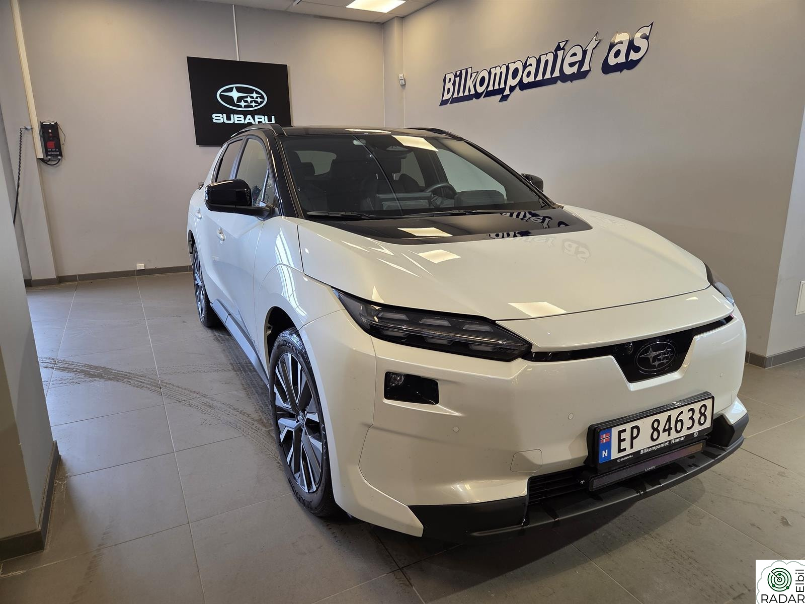 SUBARU SOLTERRA XRS Lakkerte skjermer hengerfeste, sterk leddbar