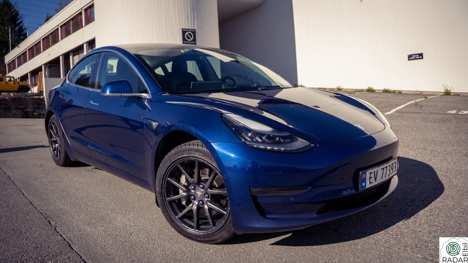TESLA Model 3 Long Range RWD