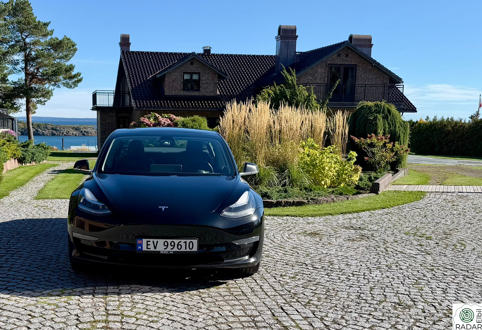 TESLA Model 3 Standard Range Plus RWD