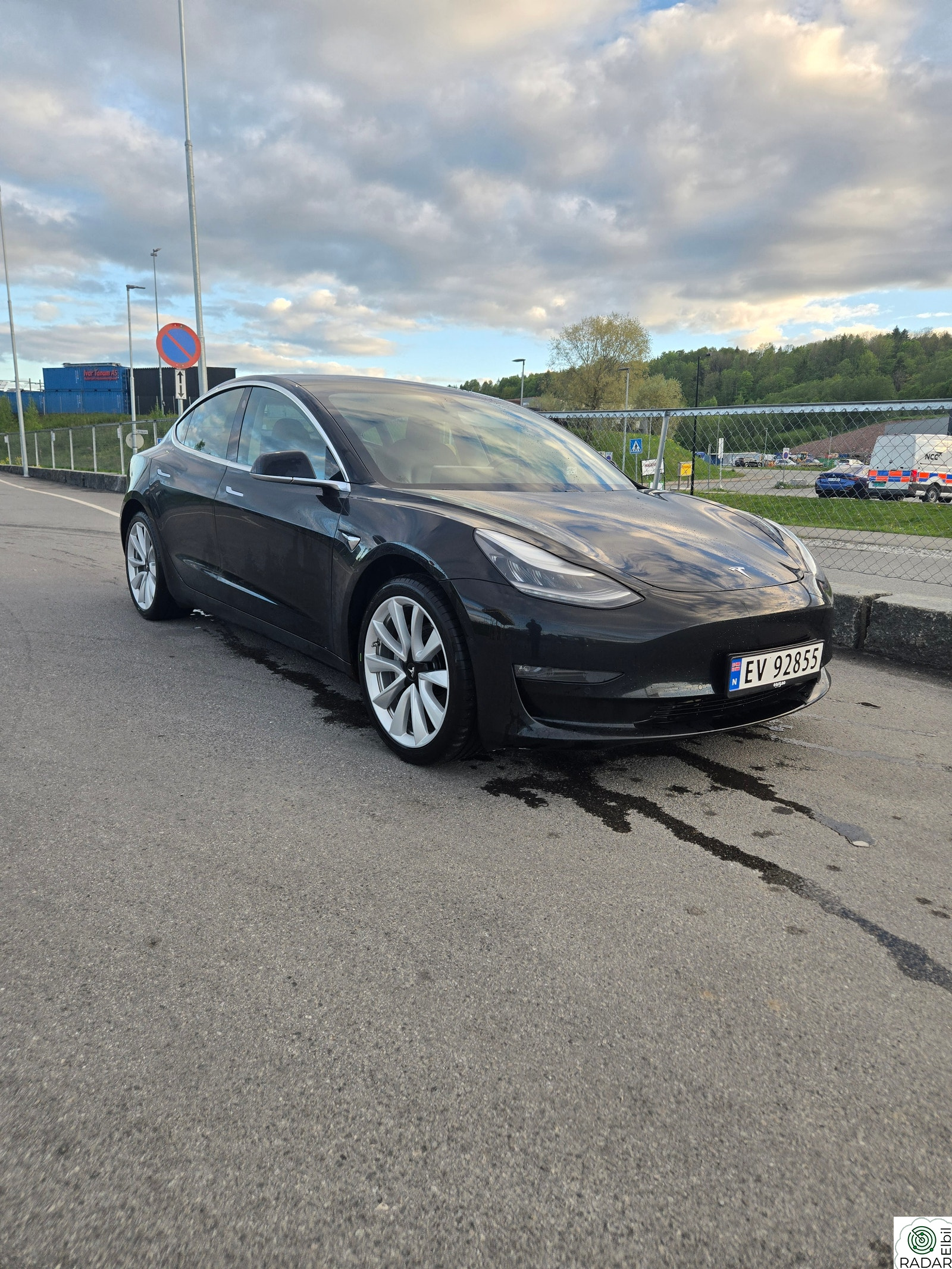 TESLA Model 3 Standard Range Plus RWD
