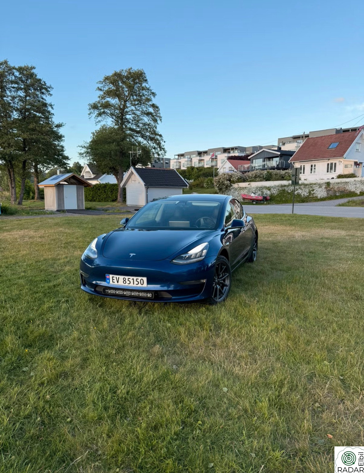 TESLA Model 3 Standard Range RWD