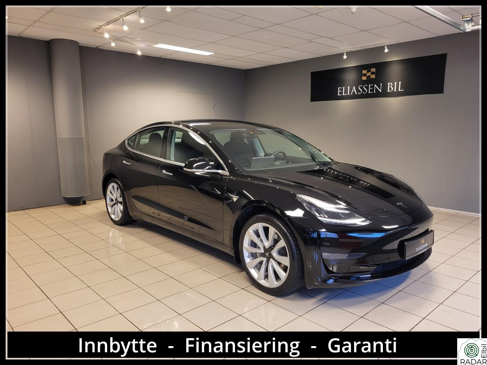 TESLA Model 3 SR+ 409KM / 1 Eier / Autopilot / Sort skinn / Panorama