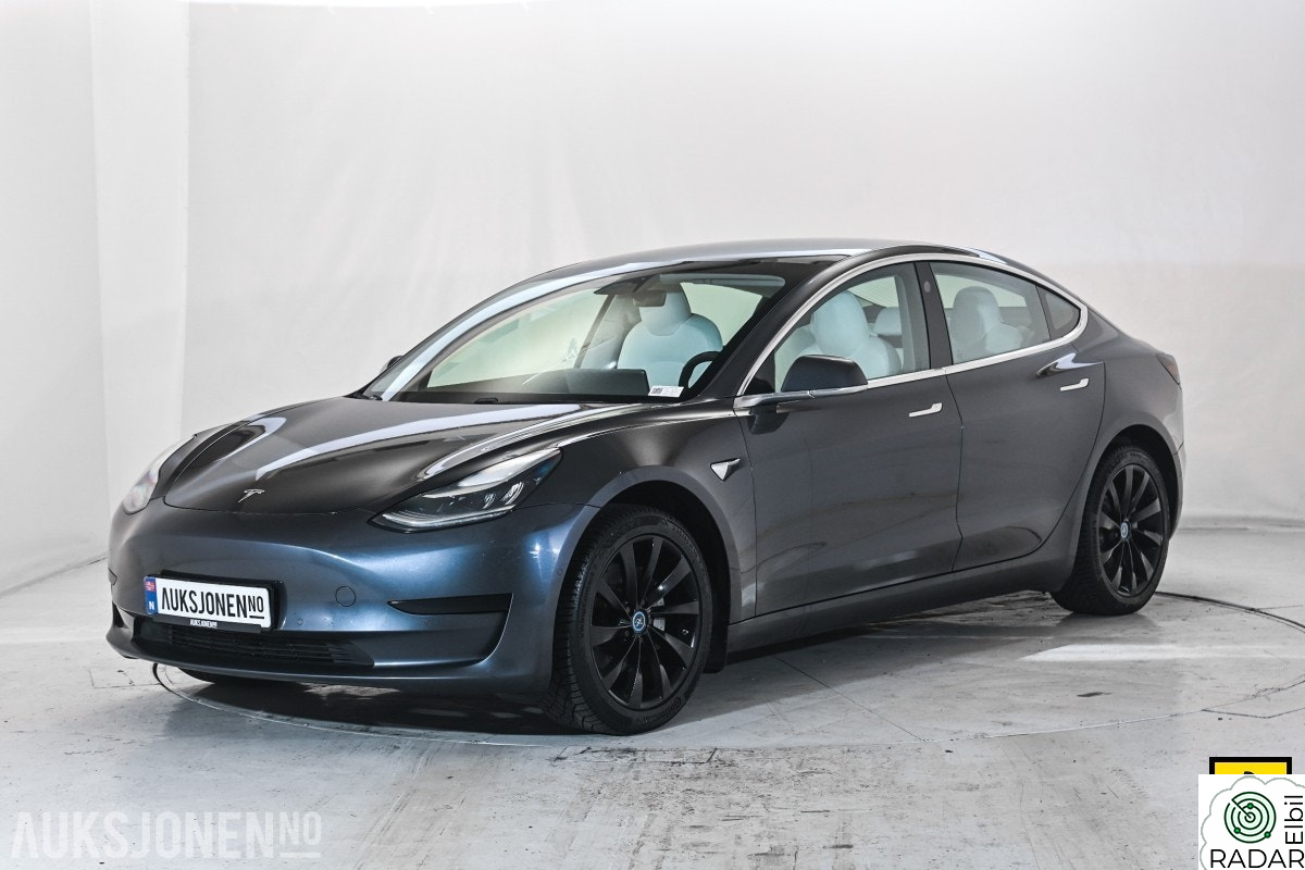 TESLA Model 3 SR PLUS HENGERFESTE AUTOPILOT PREMIUM INTERIØR PANORAMA