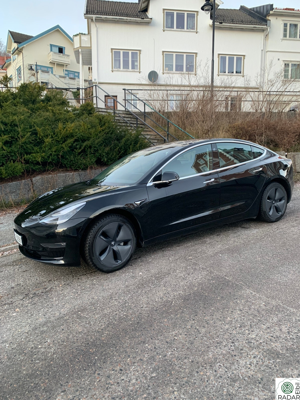 TESLA Model 3 Standard Range Plus RWD