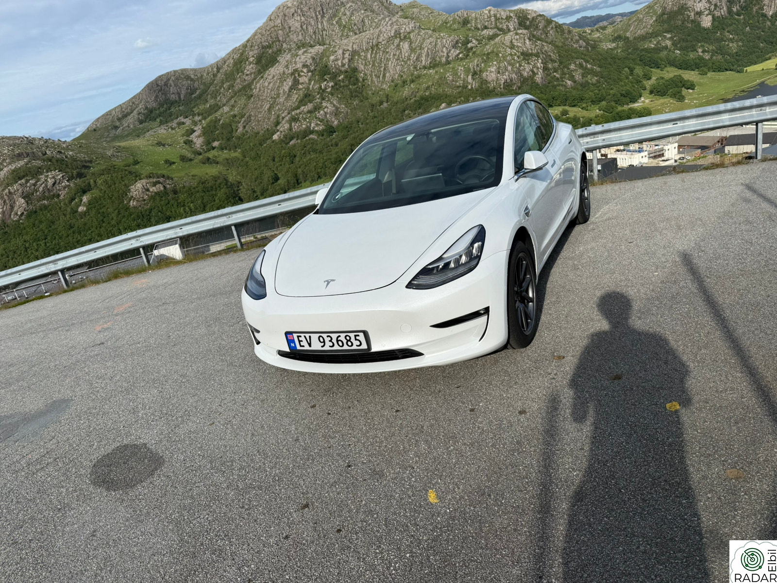 TESLA Model 3 Standard Range Plus RWD