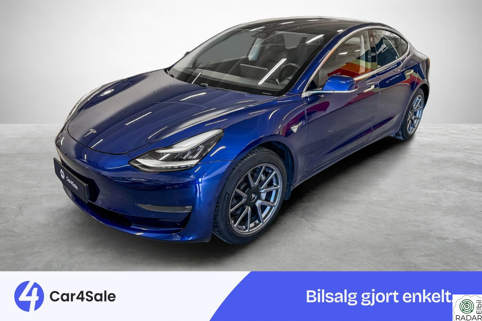 TESLA Model 3 SR / 415km / Skinn / Autopilot / S+V / EU27 / Norsk++++
