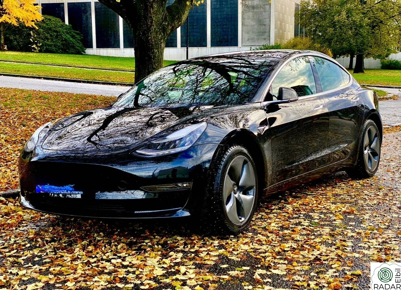 TESLA Model 3 Tesla model 3 standard plus, 2019 modell.