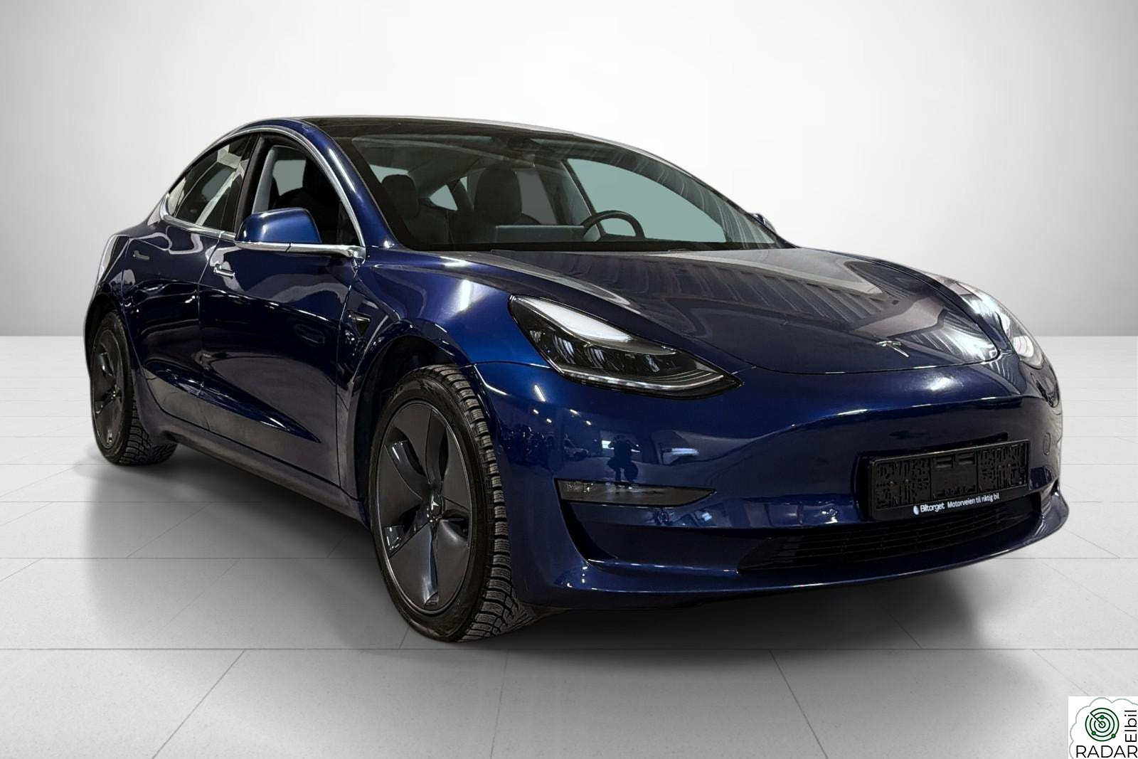 TESLA Model 3 Standard Range Plus RWD Skinn AP EU2027