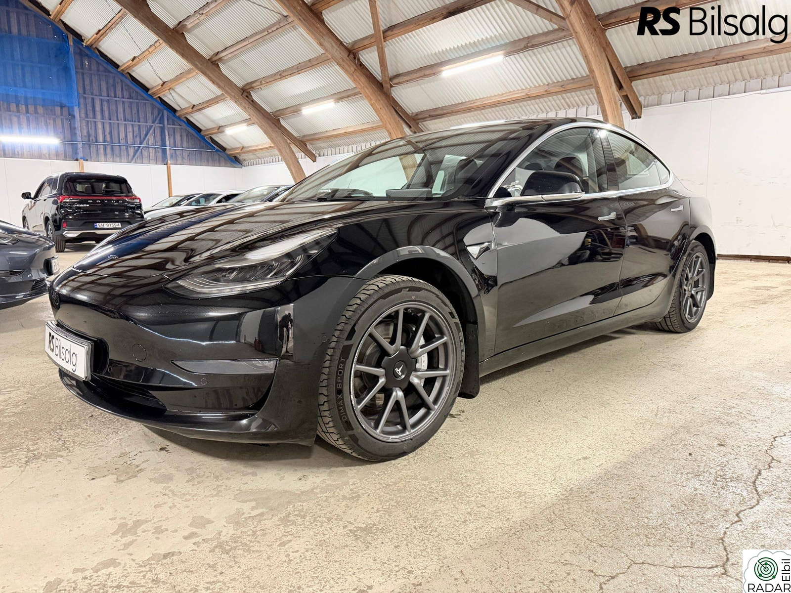 TESLA Model 3 LONG RANGE/PREMIUM/SÆRDELES VELHOLDT