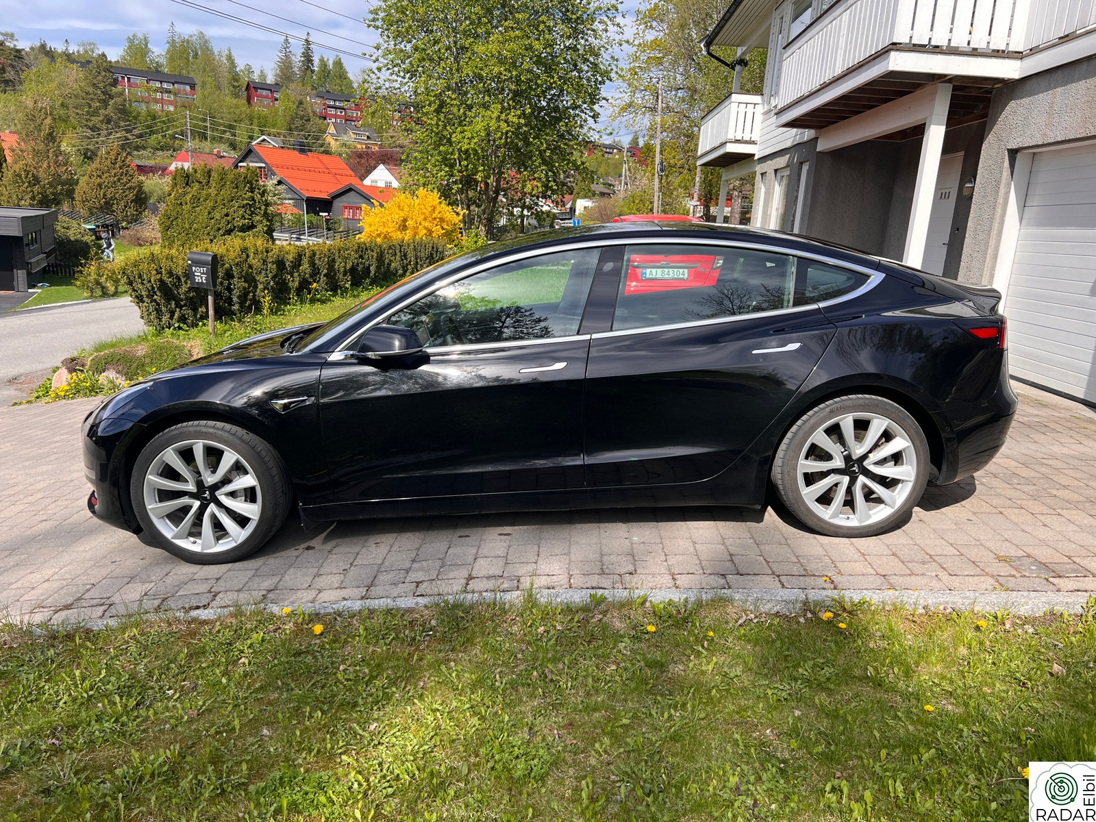 TESLA Model 3 Standard Range Plus RWD