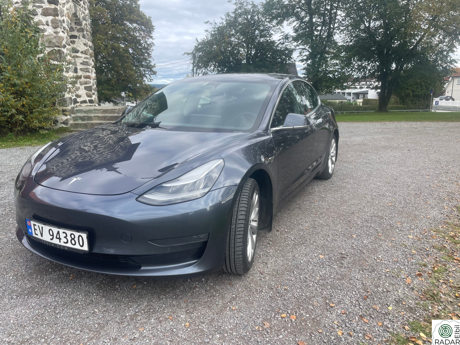 TESLA Model 3 SR+ RWD // Autopilot, PremiumHøyt, Panorama+++
