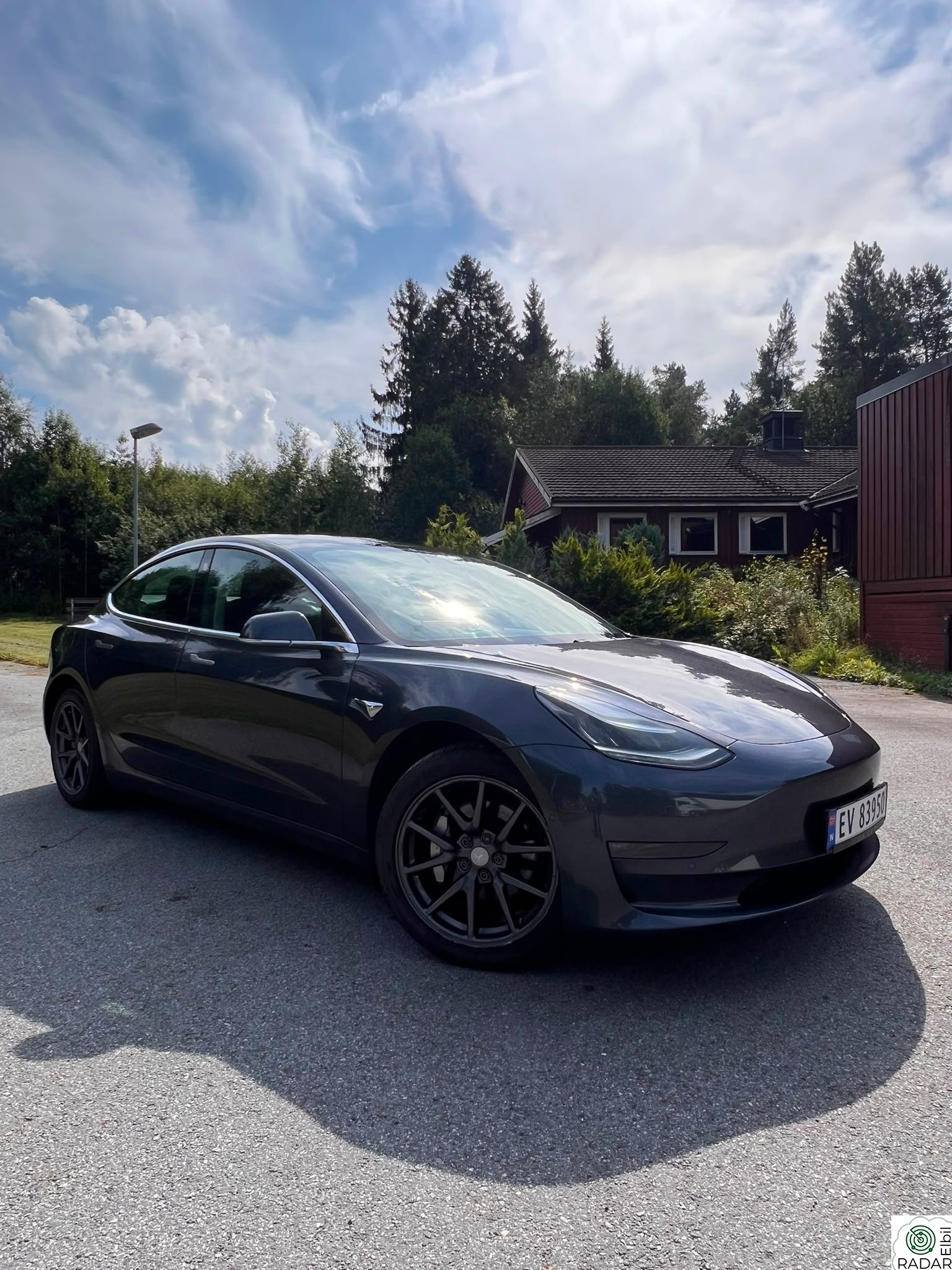 TESLA Model 3 Standard Range | Nye sommerdekk | EU godkjent