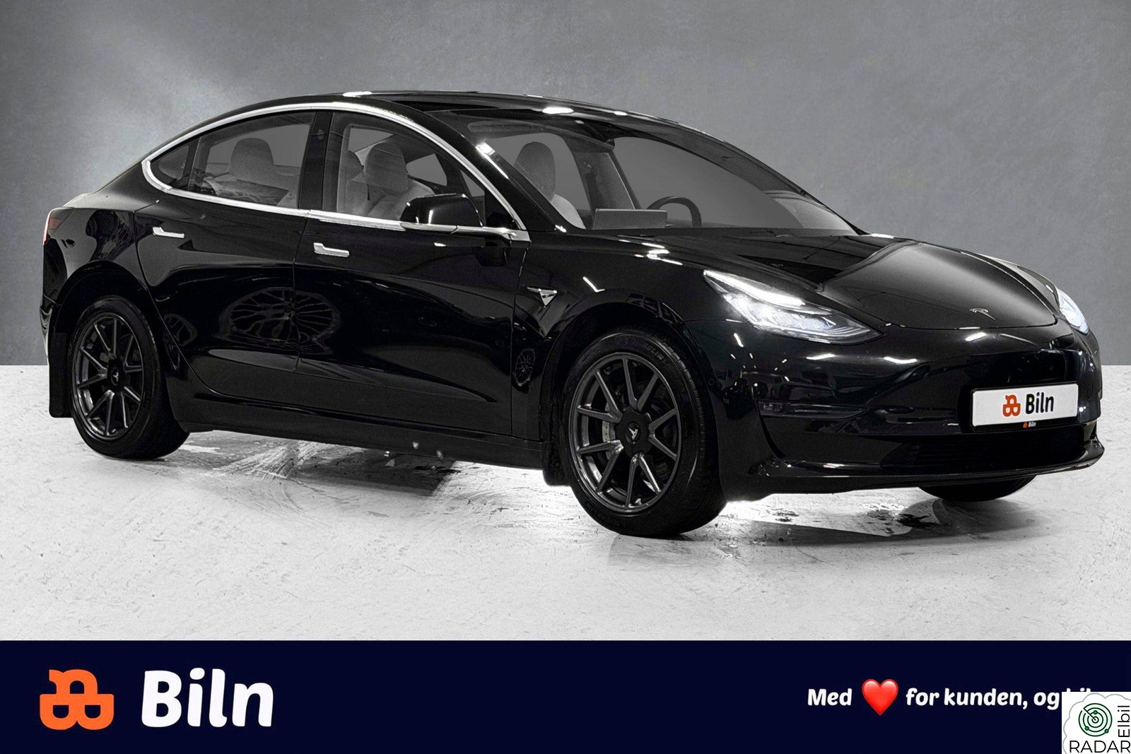 TESLA Model 3 Hvitt Skinn/Krok/Premium HIFI/Forvarming/Phone key