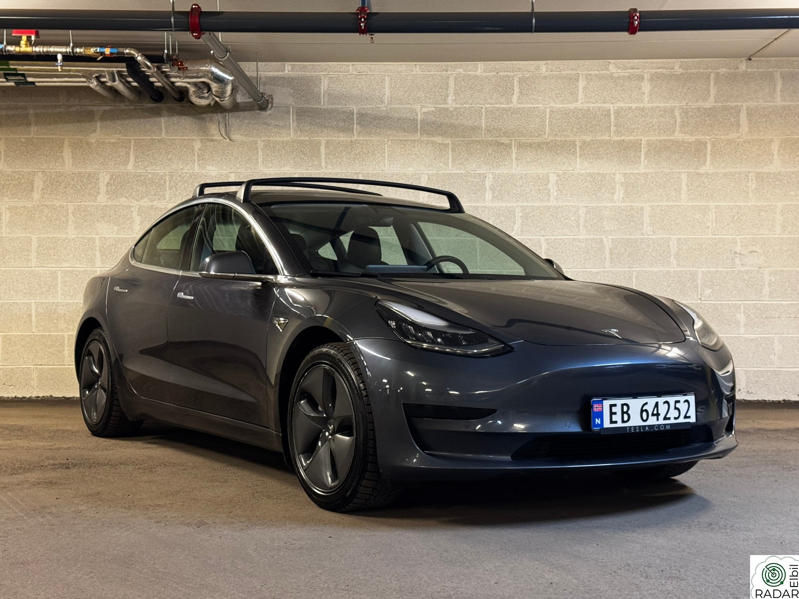 TESLA Model 3 SR+ RWD / NYBILGAR / EU2028 / KROK / SKISTATIV / SKINN