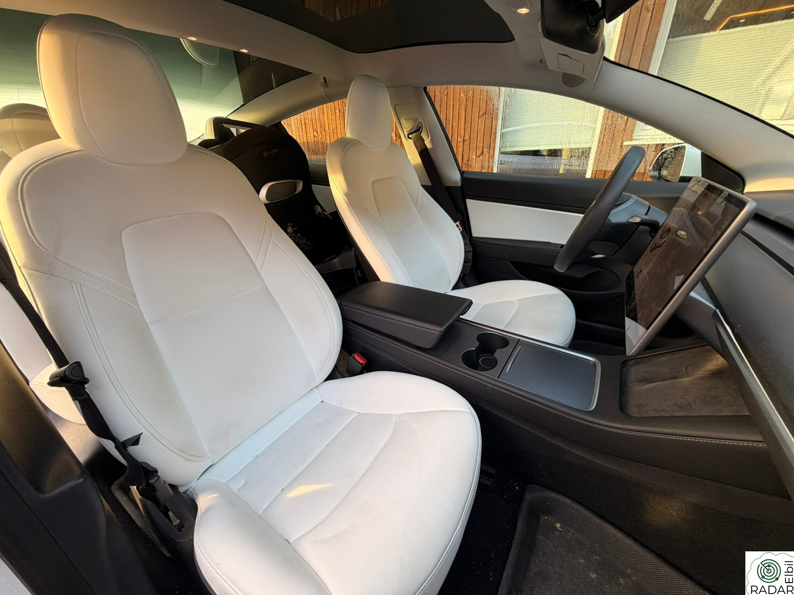 TESLA Model 3 Standard Range Plus RWD