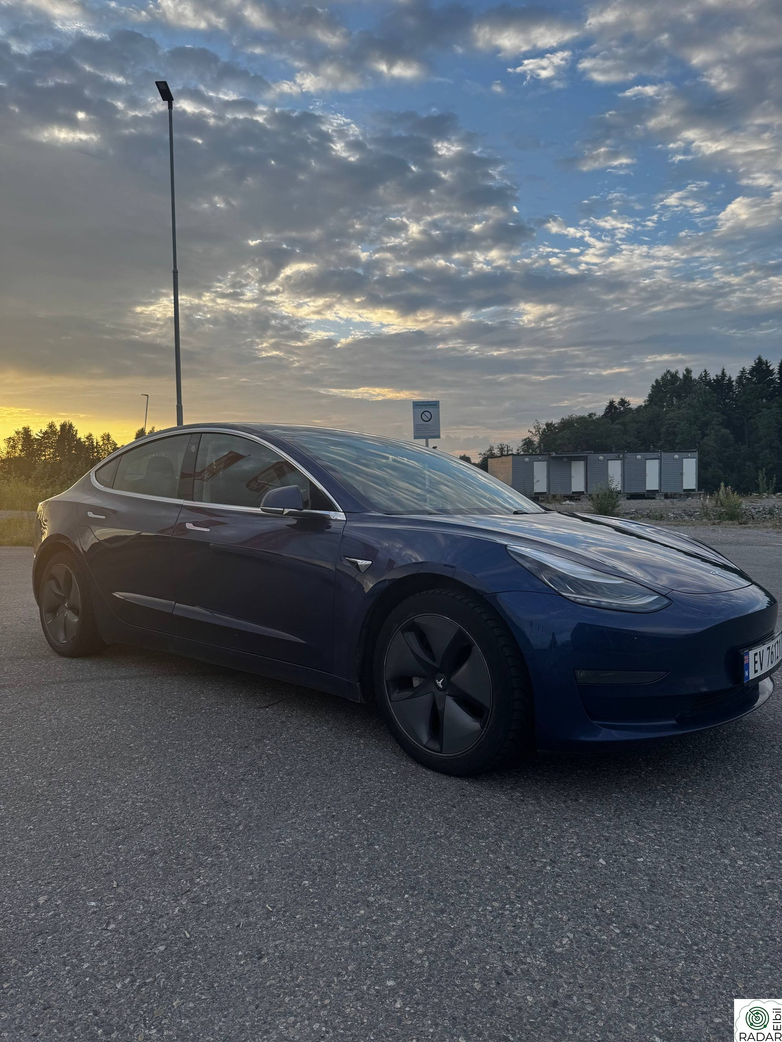 TESLA Model 3 Long Range