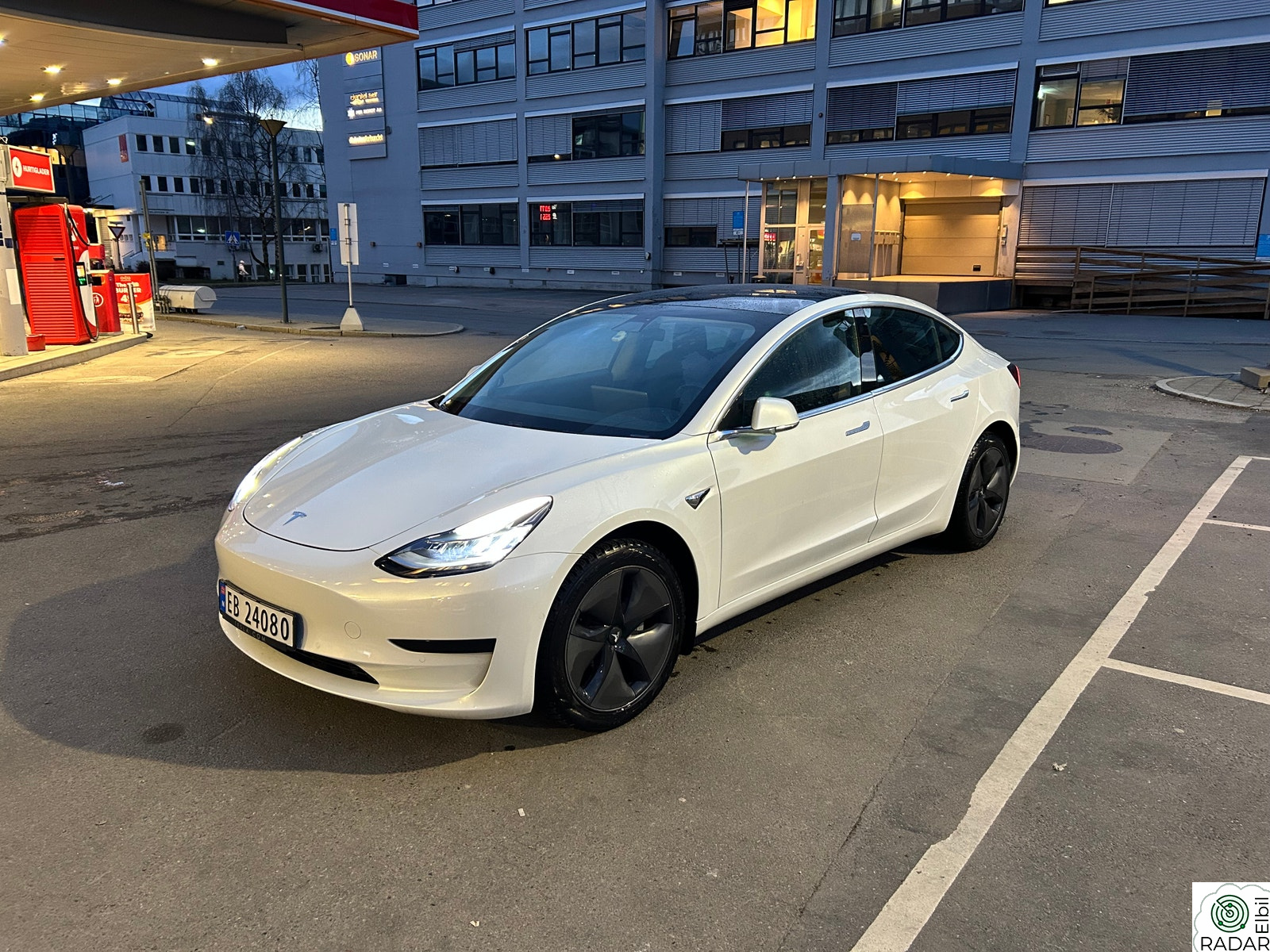 TESLA Model 3 Standard Range Plus RWD