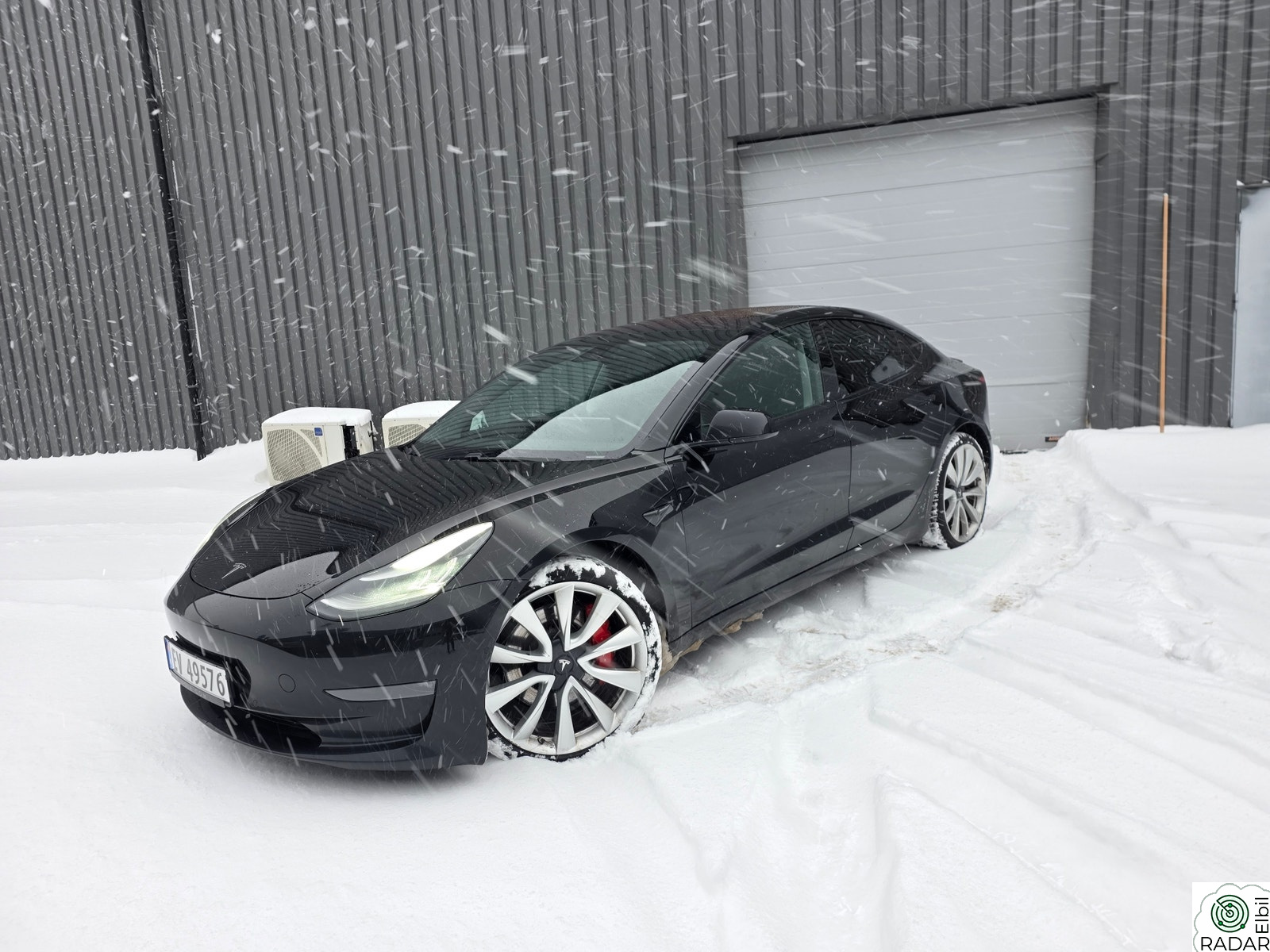 TESLA Model 3 Performance AWD