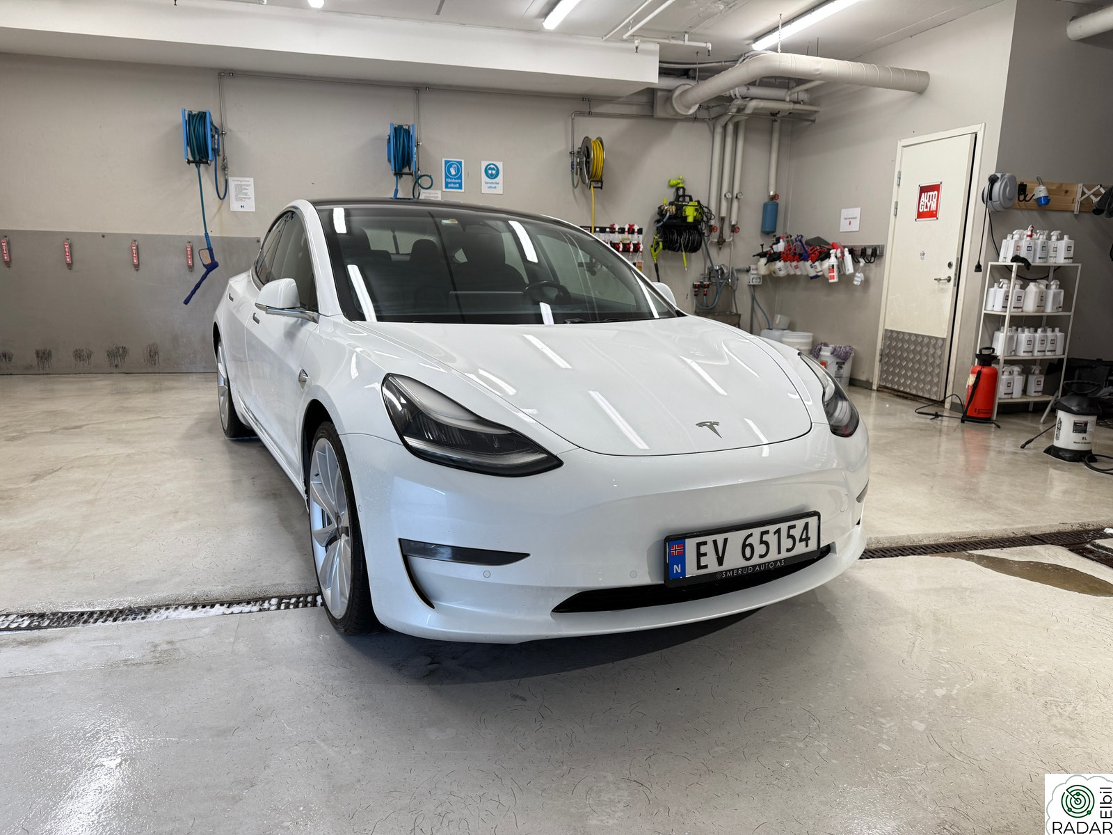 TESLA Model 3 Performance AWD