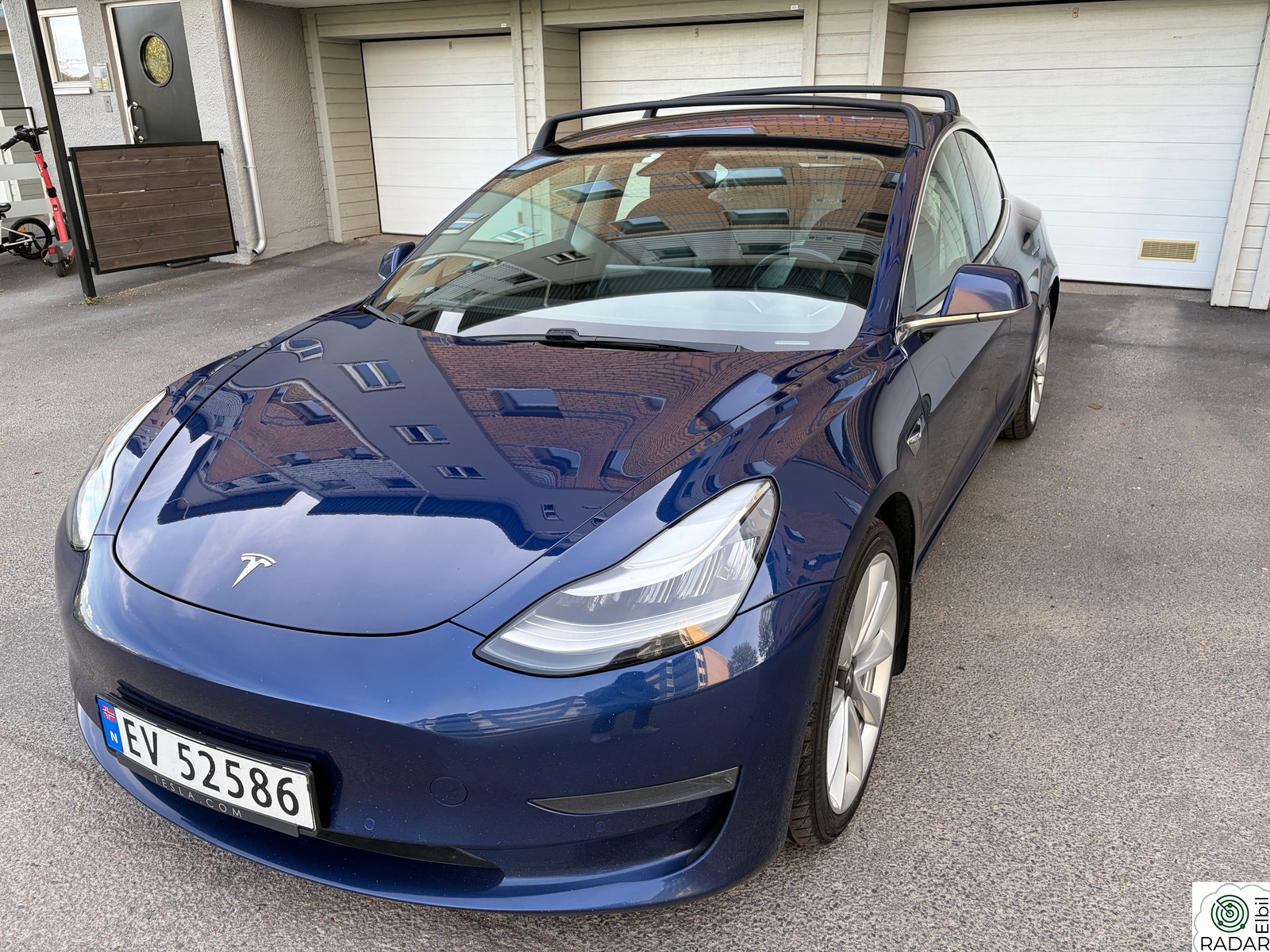 TESLA Model 3 Long Range AWD