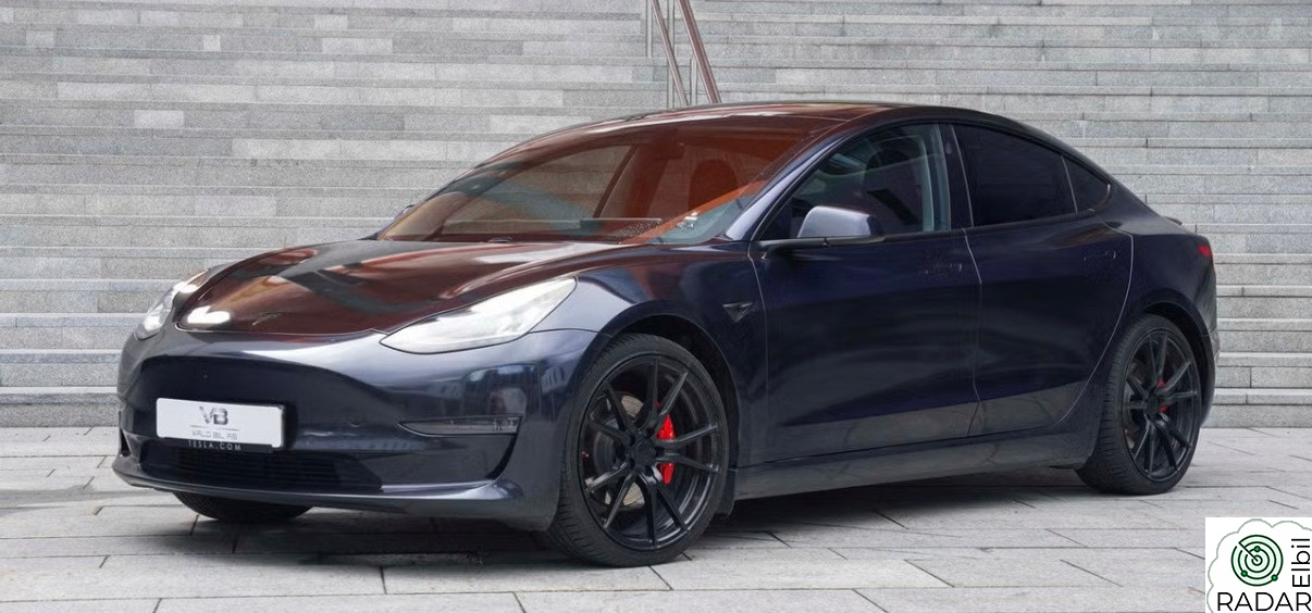 TESLA Model 3 Long Range AWD