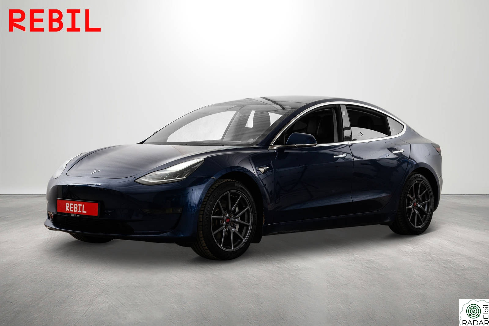 TESLA Model 3 560km/LR/AWD/AP/Pano/Memory/DAB/Navi/R.kam/Multi.ratt