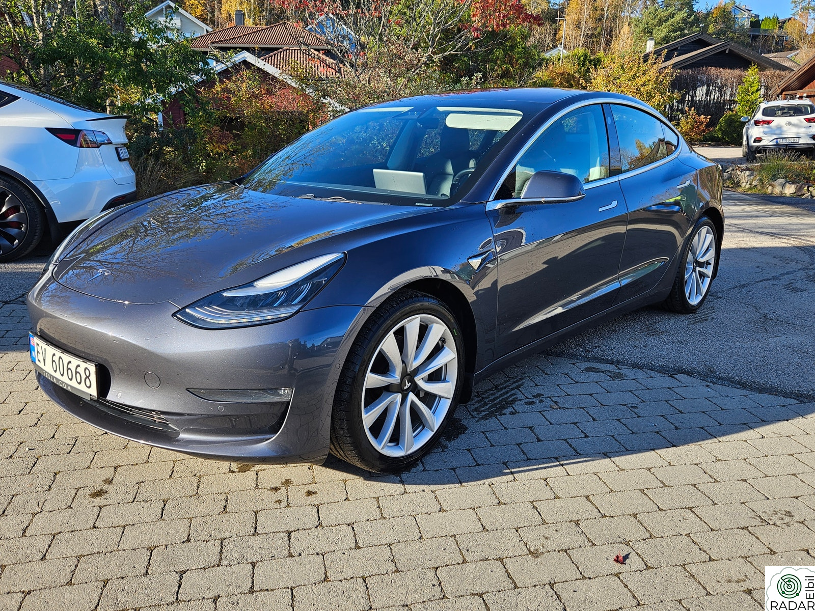 TESLA Model 3 Long Range AWD