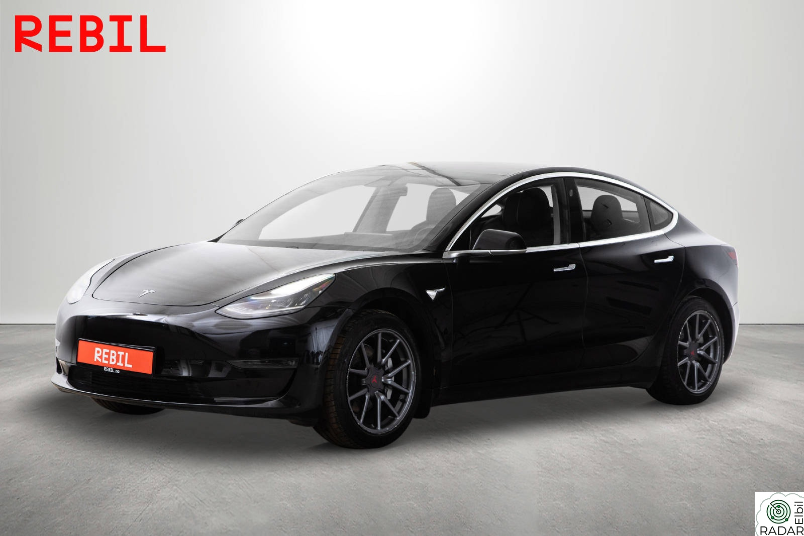 TESLA Model 3 560km(WLTP)/LR/AWD/MCU2/Navi/R.kamera/AP/Pano/Memory