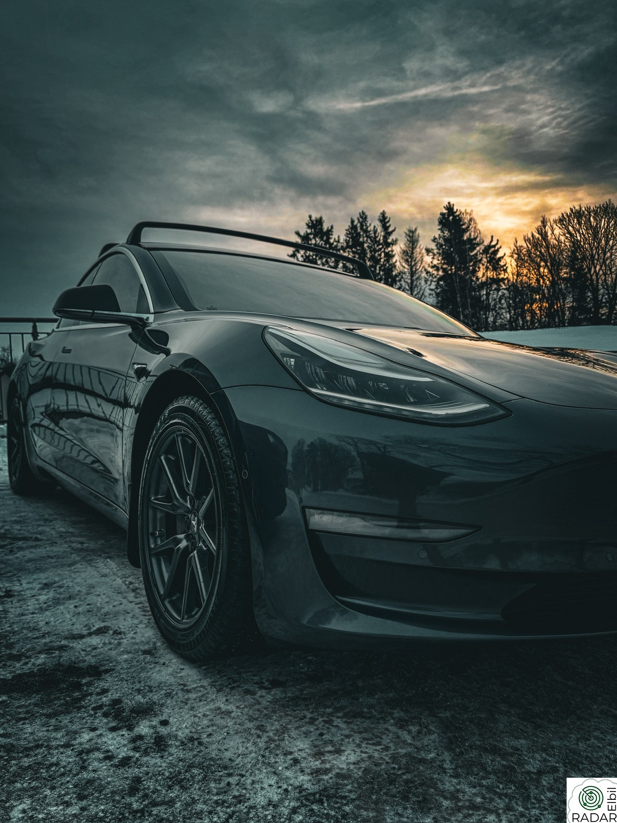 TESLA Model 3 Long Range AWD