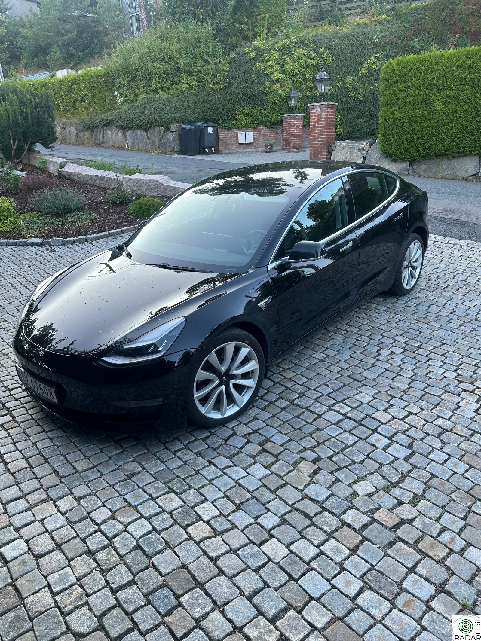 TESLA Model 3 Long Range AWD