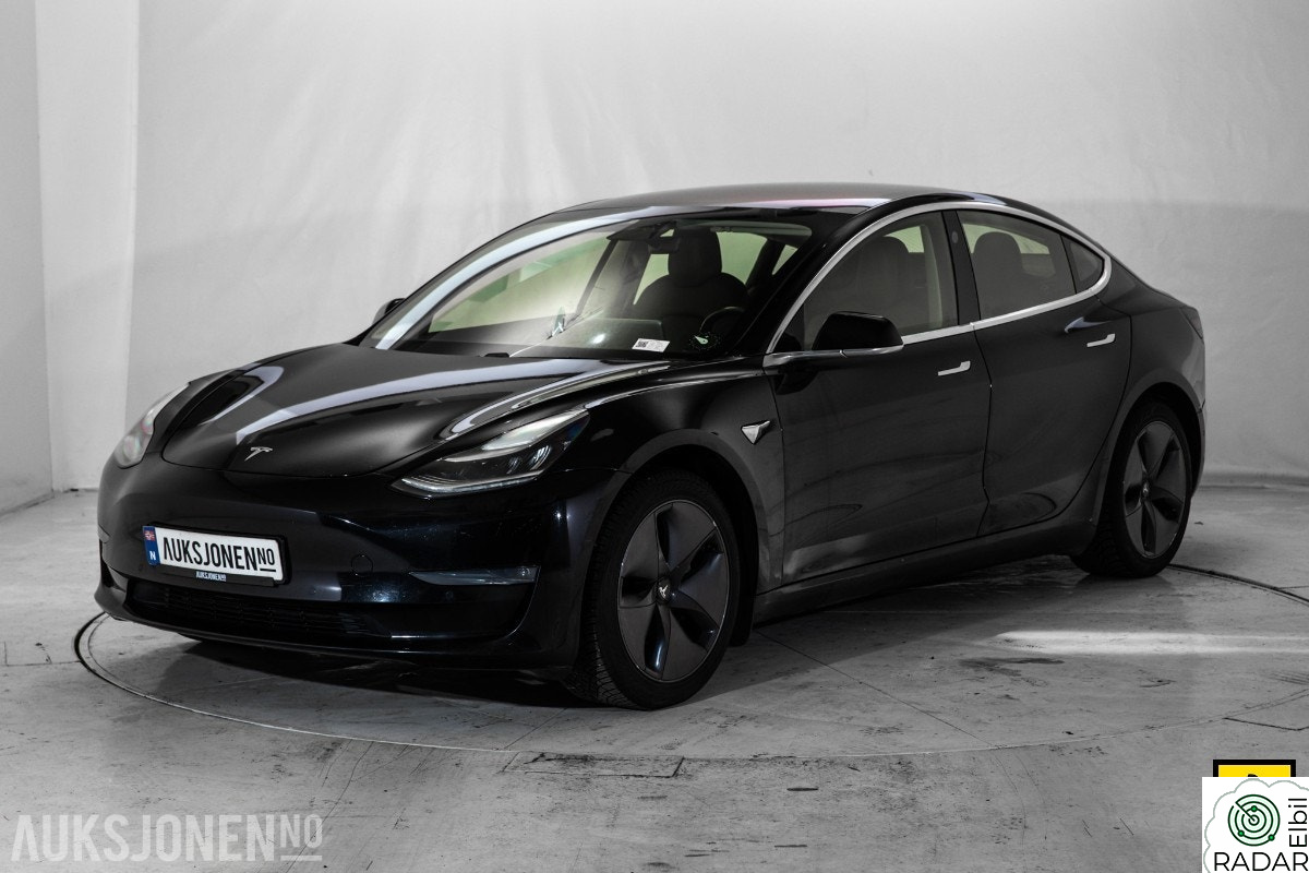 TESLA Model 3 LRDM AWD HENGERFESTE PANORAMA PREMIUM LYD & INTERIØR