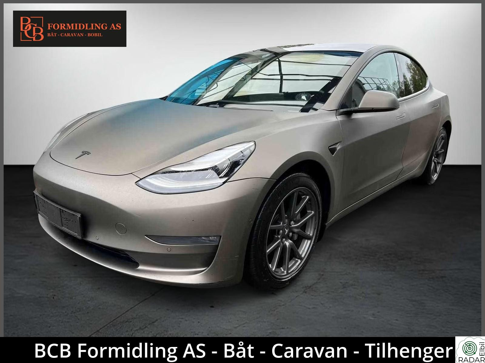 TESLA Model 3 Long Range/4x4/560km/Foliert/8xalu.felg/Skinn/Navi+++