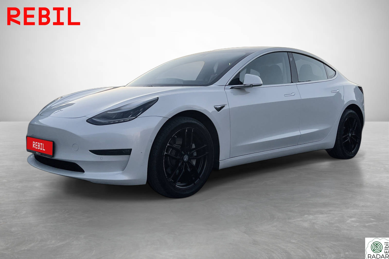 TESLA Model 3 Long Range/Cruise/Premium Lyd/MCU2/Skinn/AWD