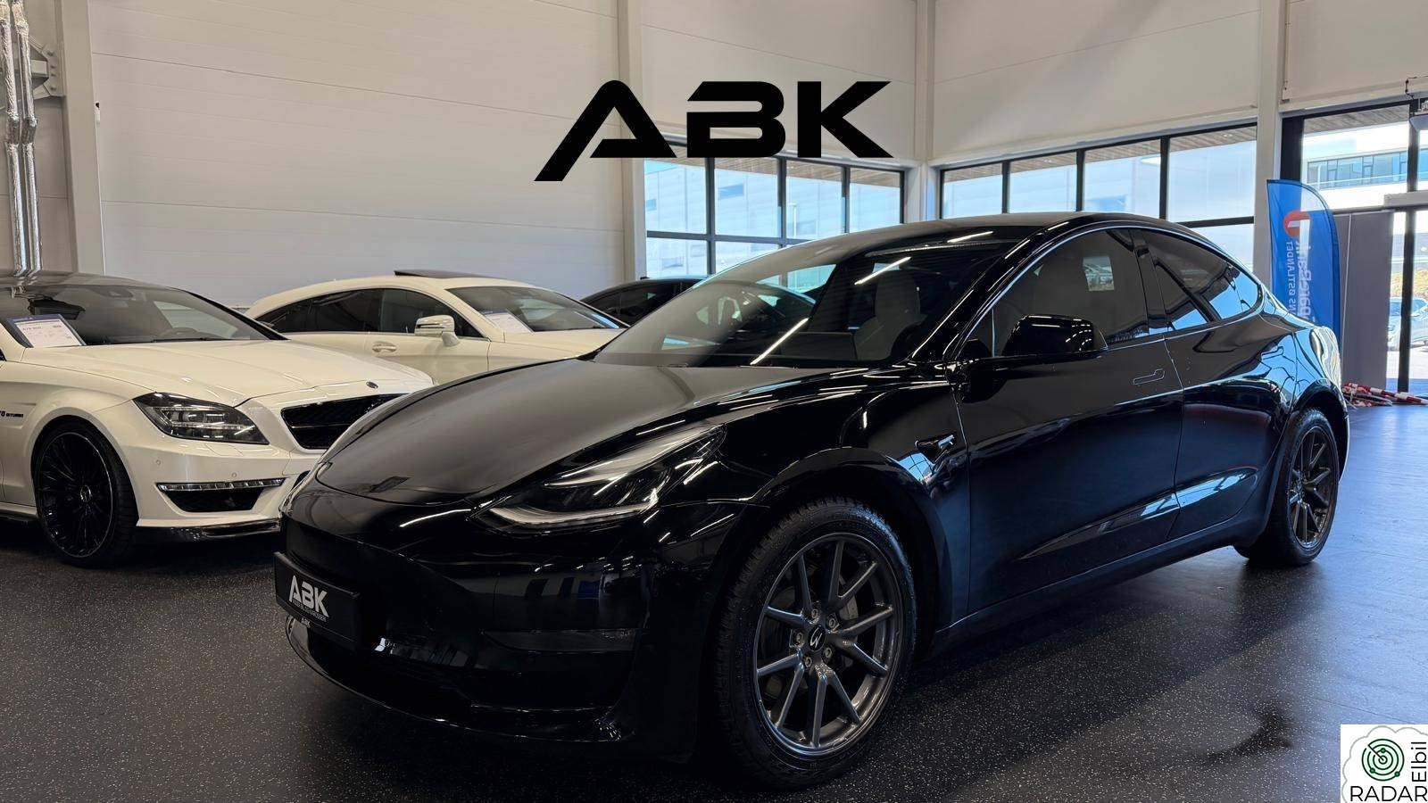 TESLA Model 3 490HK LONG RANGE 530KM PREMIUM AUTOPILOT