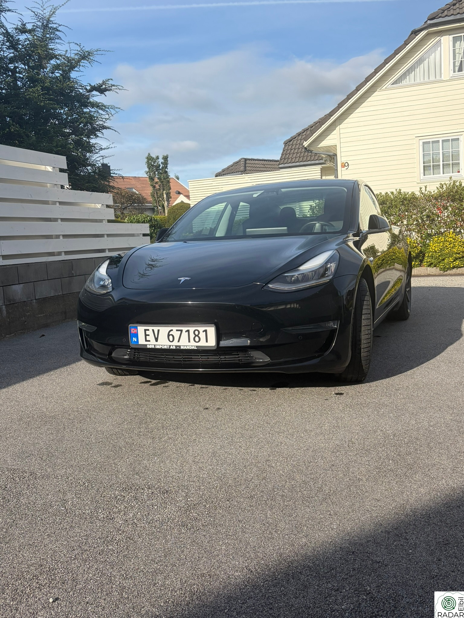 TESLA Model 3 Long Range AWD